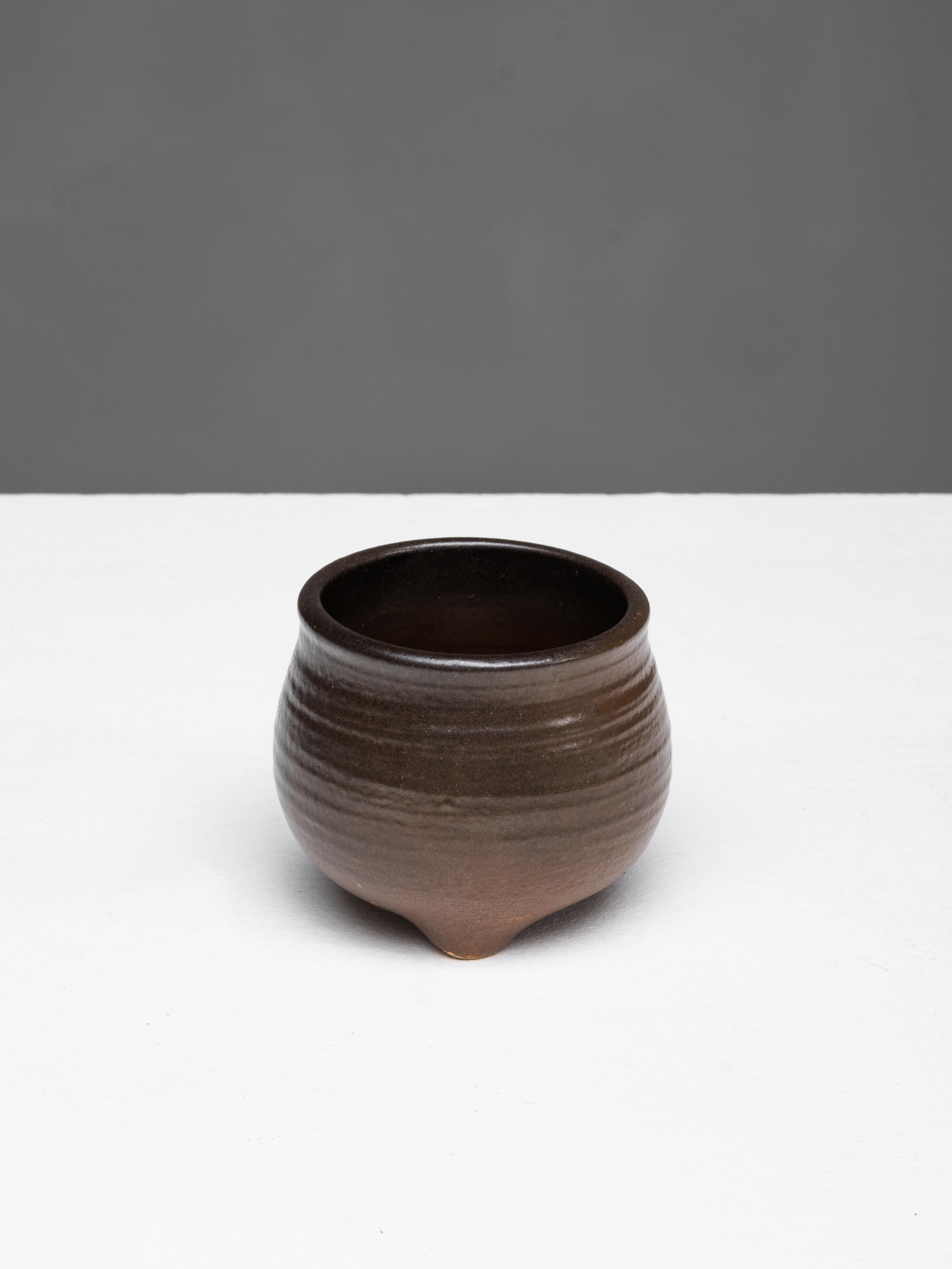 Scandinavo moderno Piccolo vaso in ceramica di Francesca Mascitti Lindh per Arabia, Finlandia, anni '60 in vendita