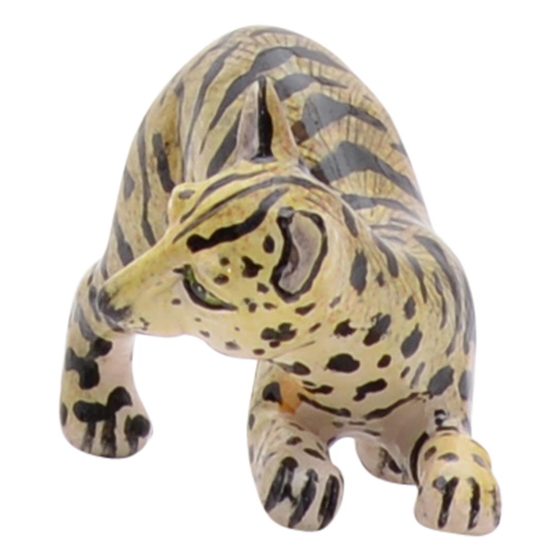 Moderne Petite sculpture de chat sauvage en céramique, faite à la main en Afrique du Sud en vente