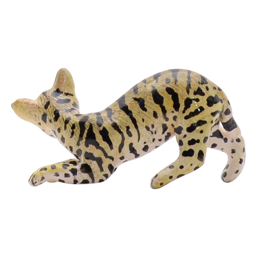 Petite sculpture de chat sauvage en céramique, faite à la main en Afrique du Sud Neuf - En vente à North Miami, FL