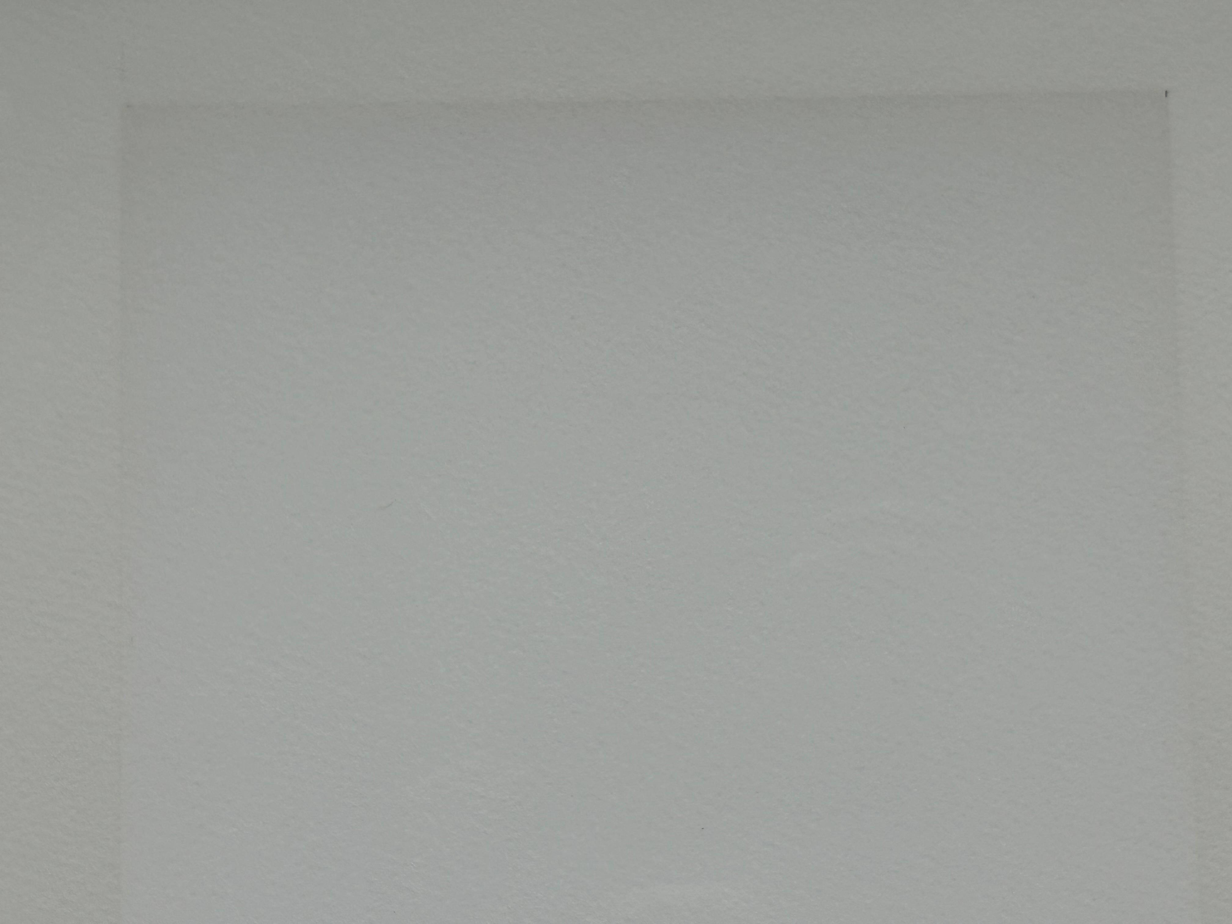 Kleine Holzkohlezeichnung von Wellen im Angebot 3