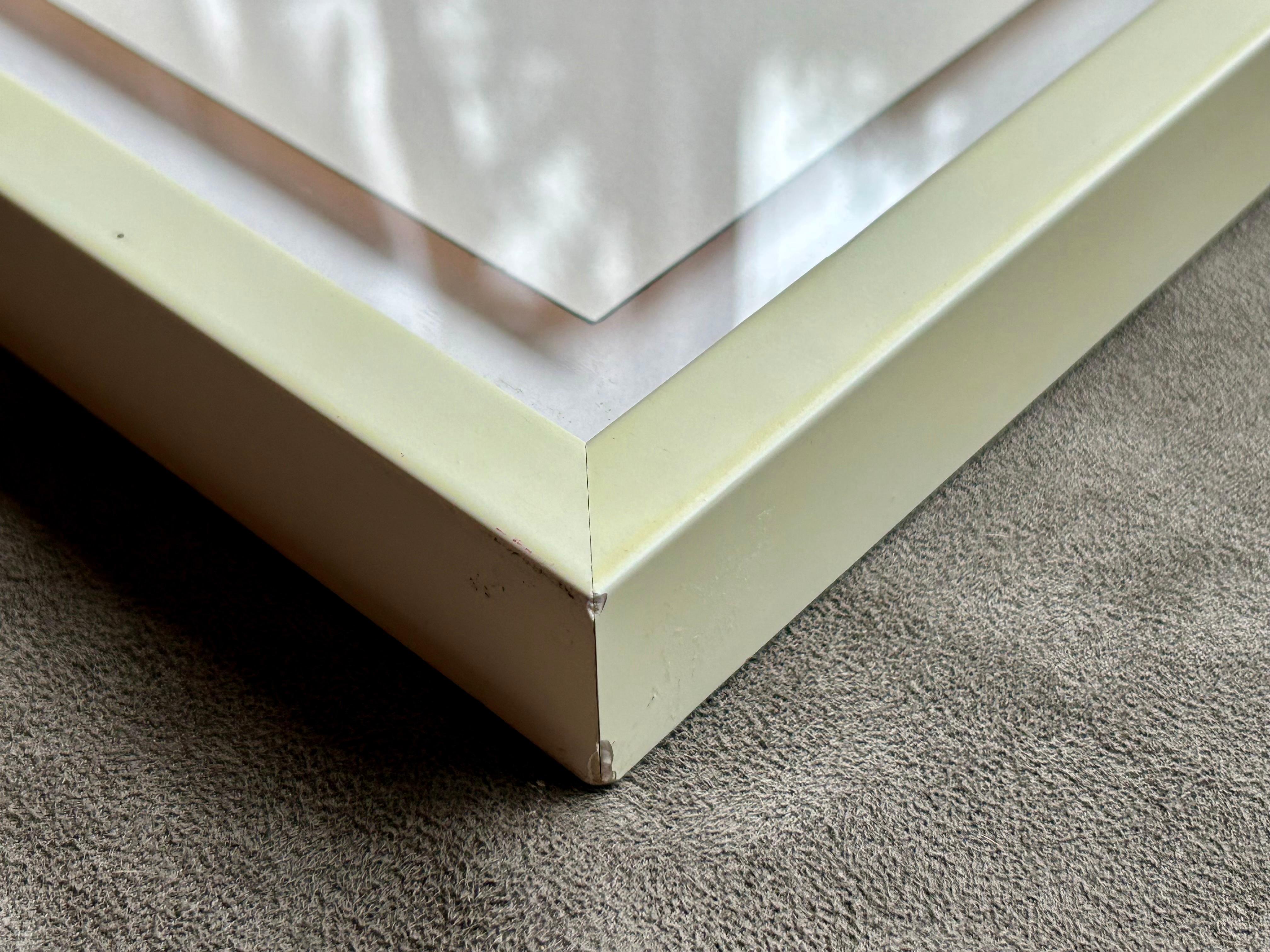 Kleine Holzkohlezeichnung von Wellen im Angebot 5