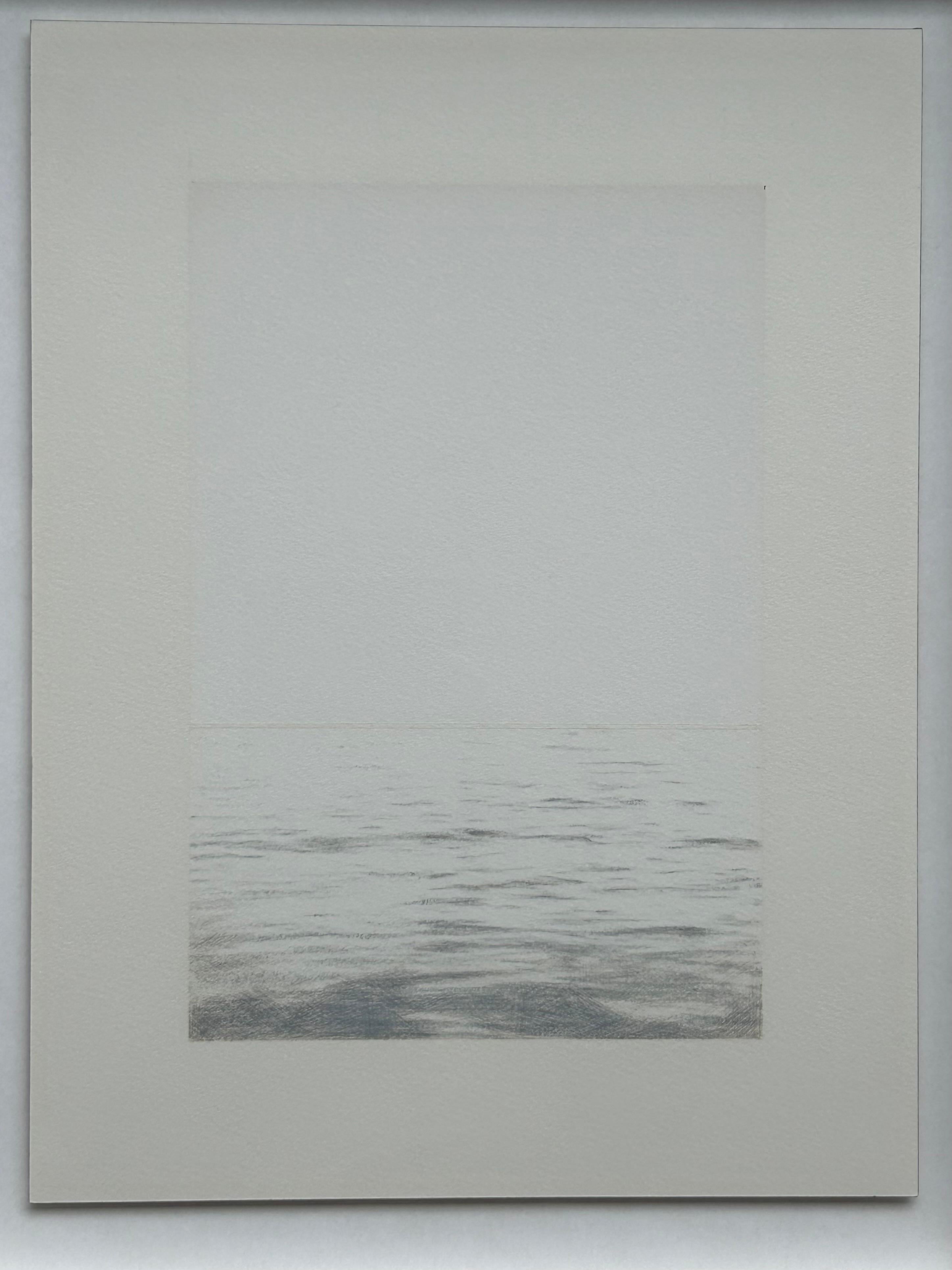 Ein schönes Bild im Zen-Stil.
Es scheint von Hand mit Kohle/Blei auf Pappe gezeichnet zu sein.
Es befindet sich im Originalrahmen aus lackiertem Holz unter Plexiglas.
Unleserlich signiert auf der Rückseite.
Der Rahmen hat leichte