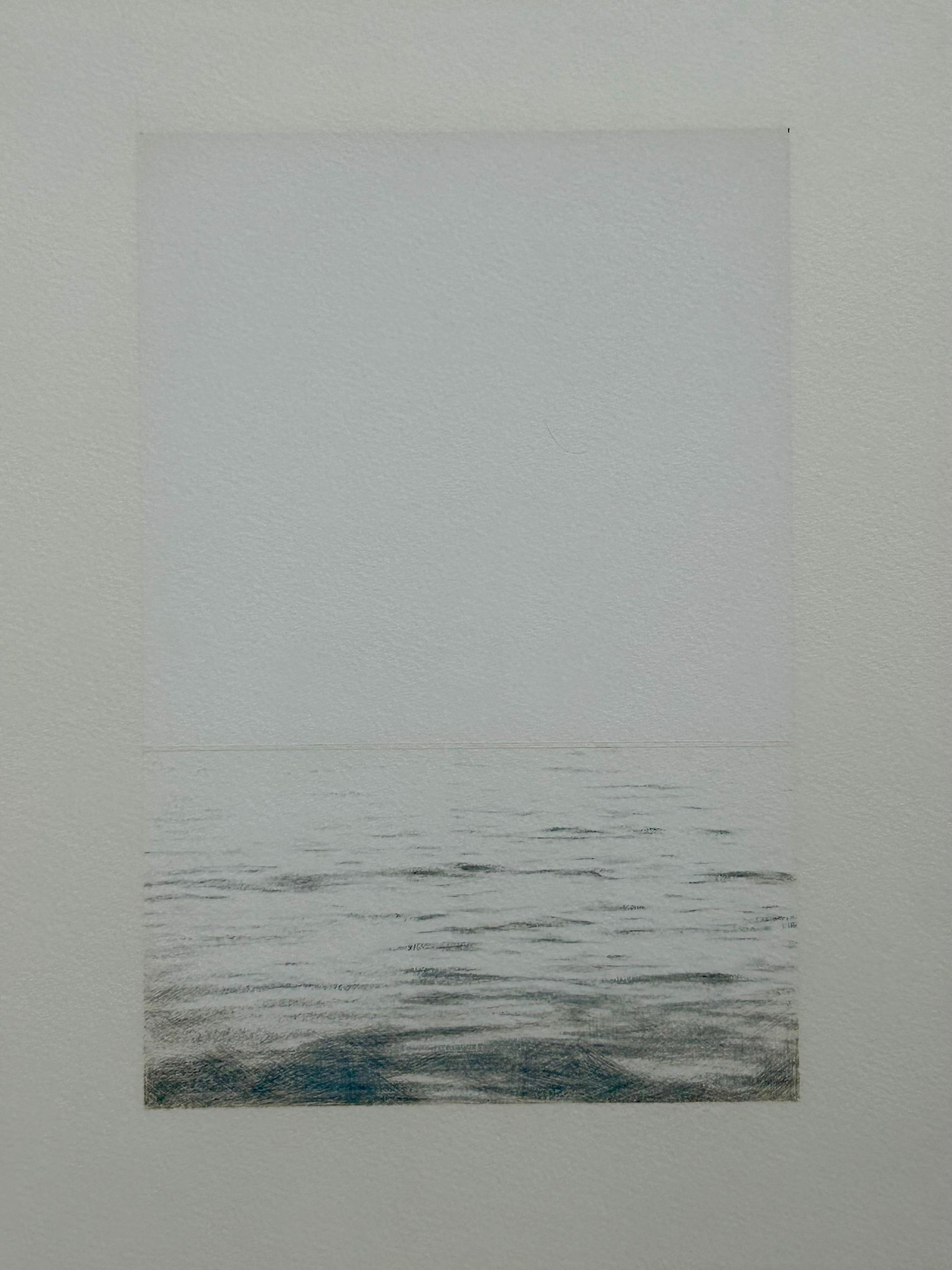 Kleine Holzkohlezeichnung von Wellen (Moderne) im Angebot