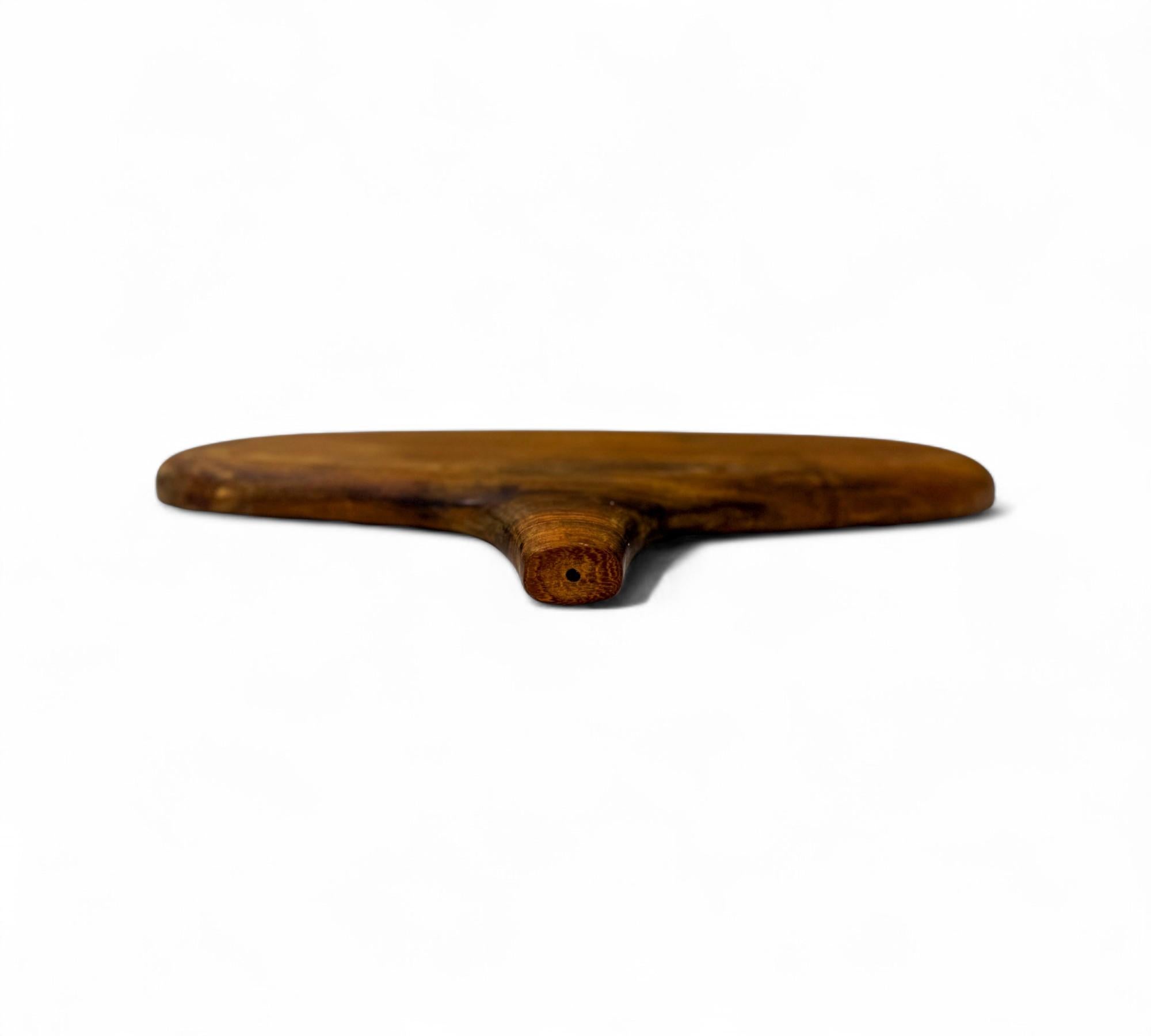 Kleines Käsebrett aus Tzalam-Holz, Taller Maya, Mexiko, 2024 - Lot 784 im Angebot 1