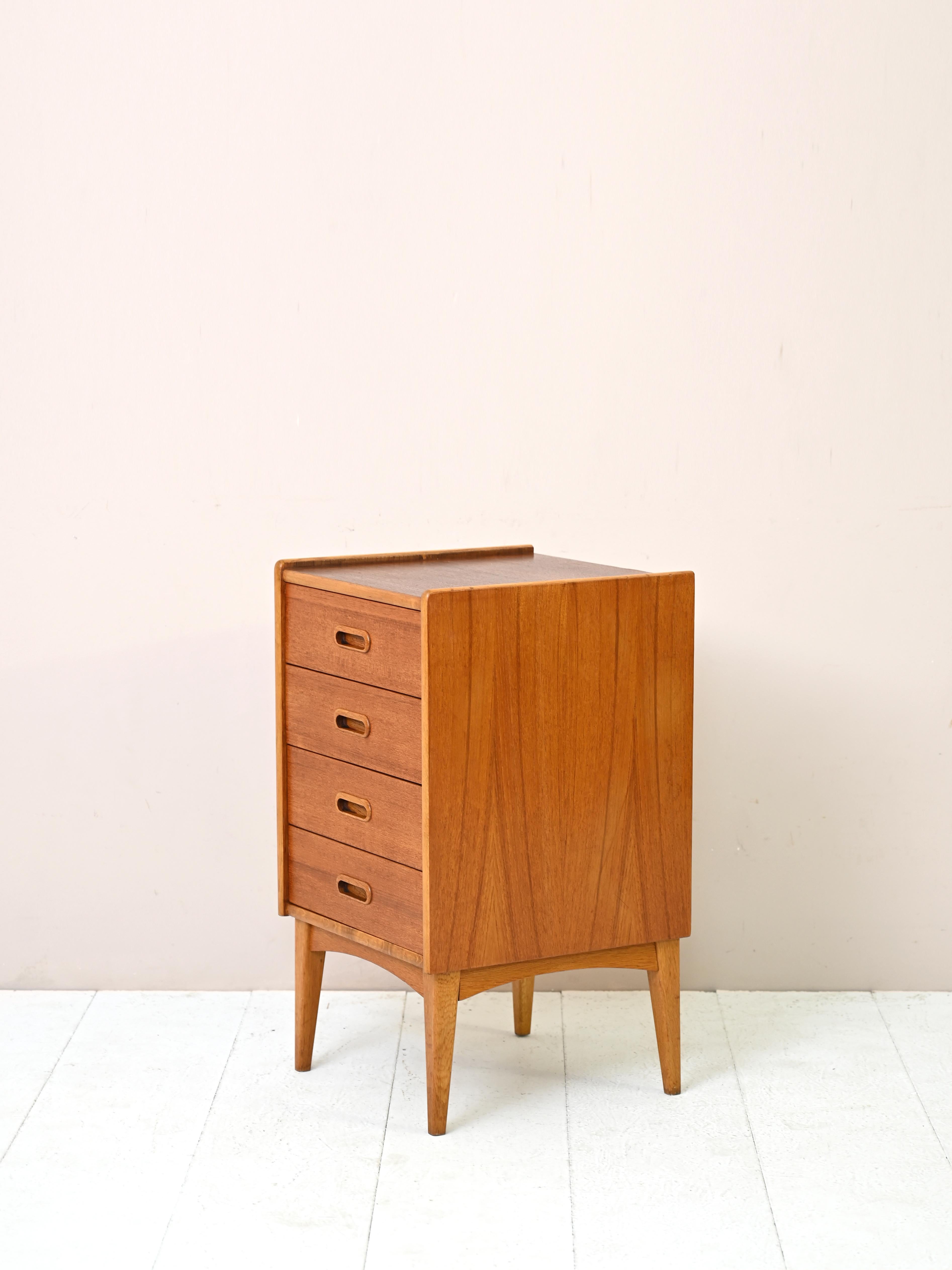 Small Chest of Drawers, Bedside Table of Swedish Modernism In Good Condition In Brescia, IT