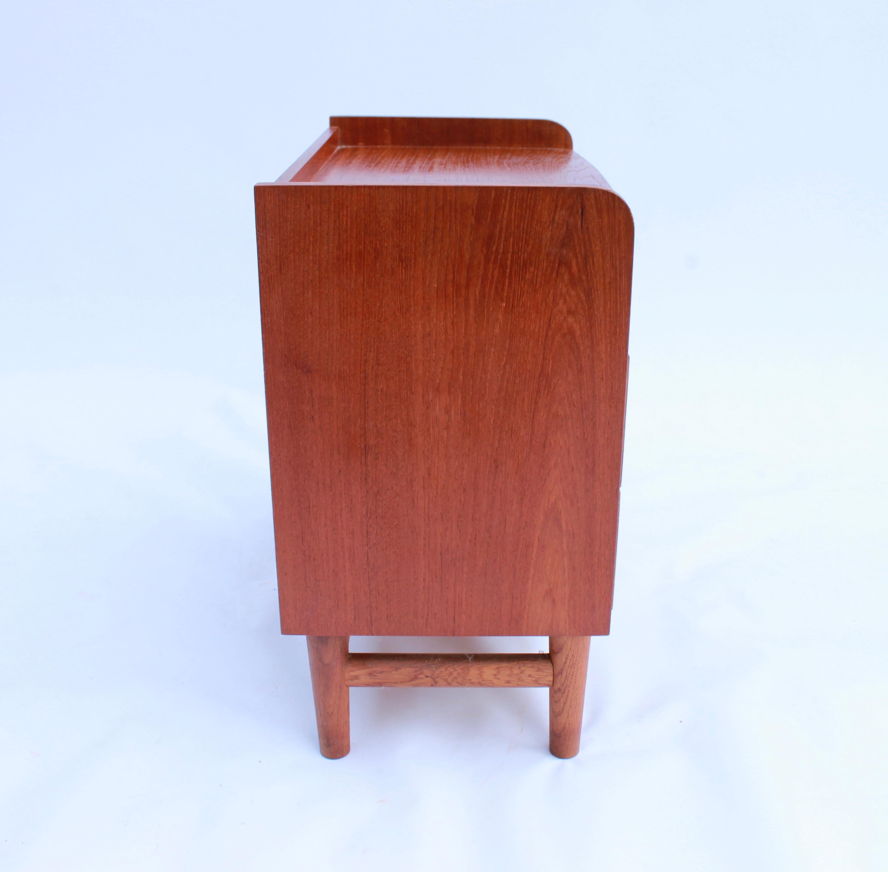 Scandinavian Modern Small Chest of Drawers in Teak of Danish Design from the 1960s