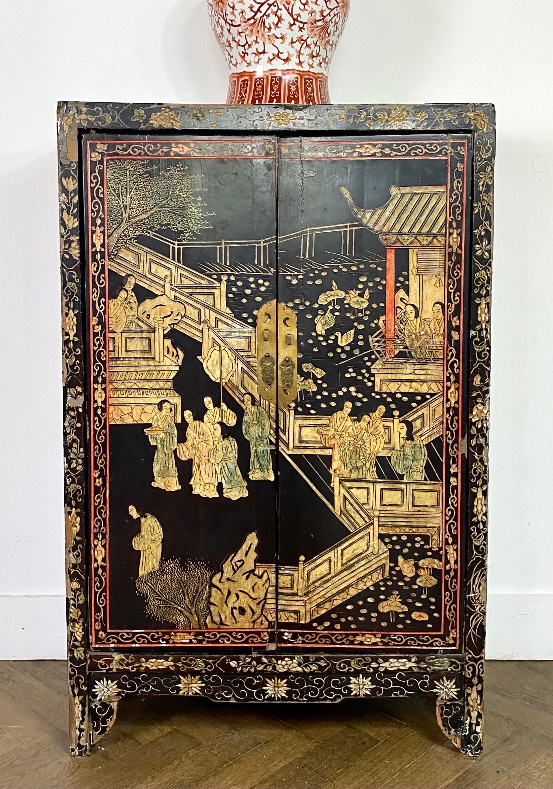 Chinoiserie Small Chinese Black Lacquered Wardrobe 19th Century For Sale