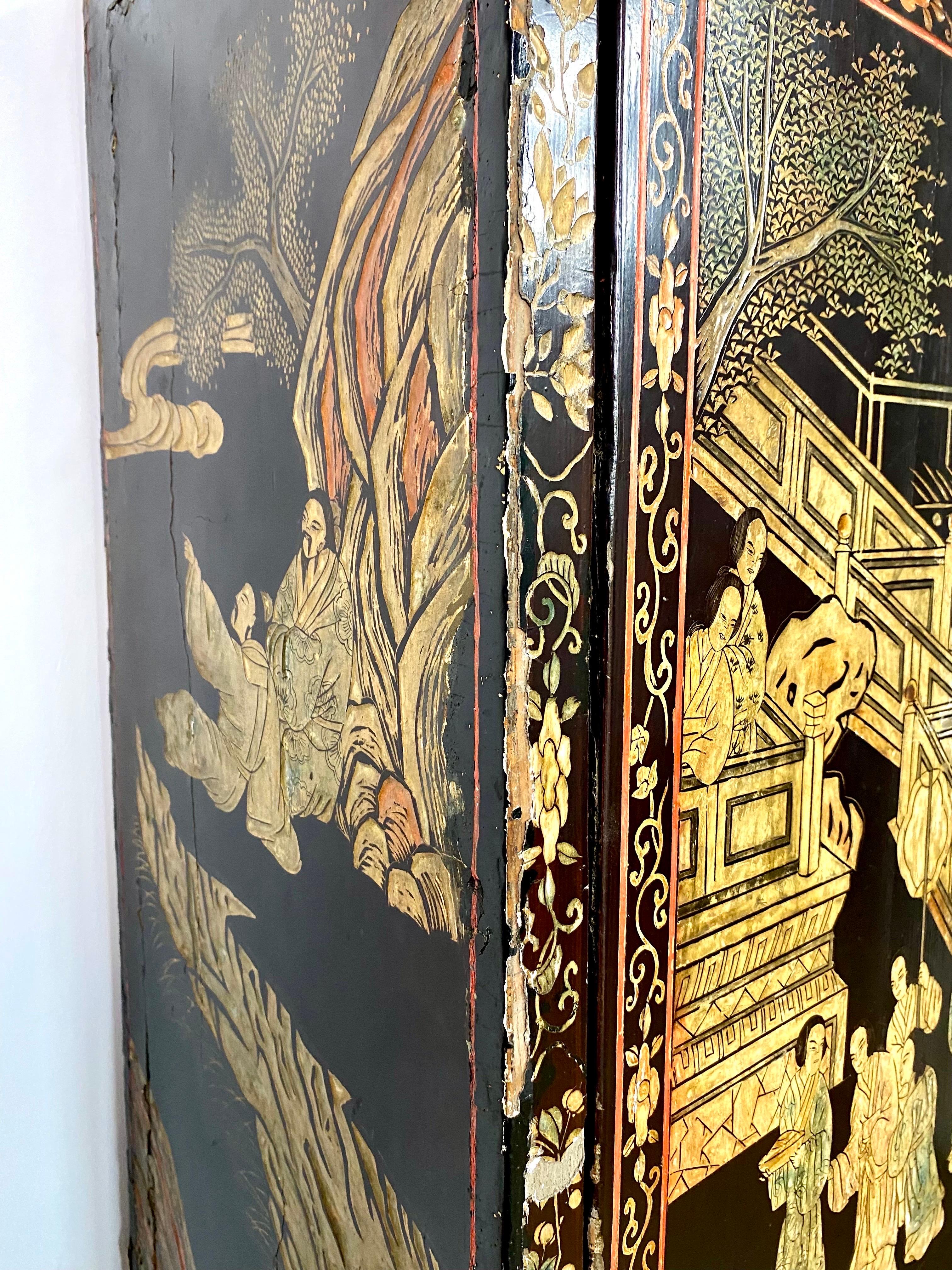 Small Chinese Black Lacquered Wardrobe 19th Century For Sale 4