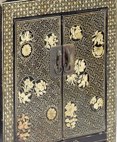Small Chinese cabinet, year 1862 (with certificate)