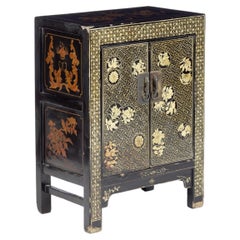 Small Chinese cabinet, year 1862 (with certificate)
