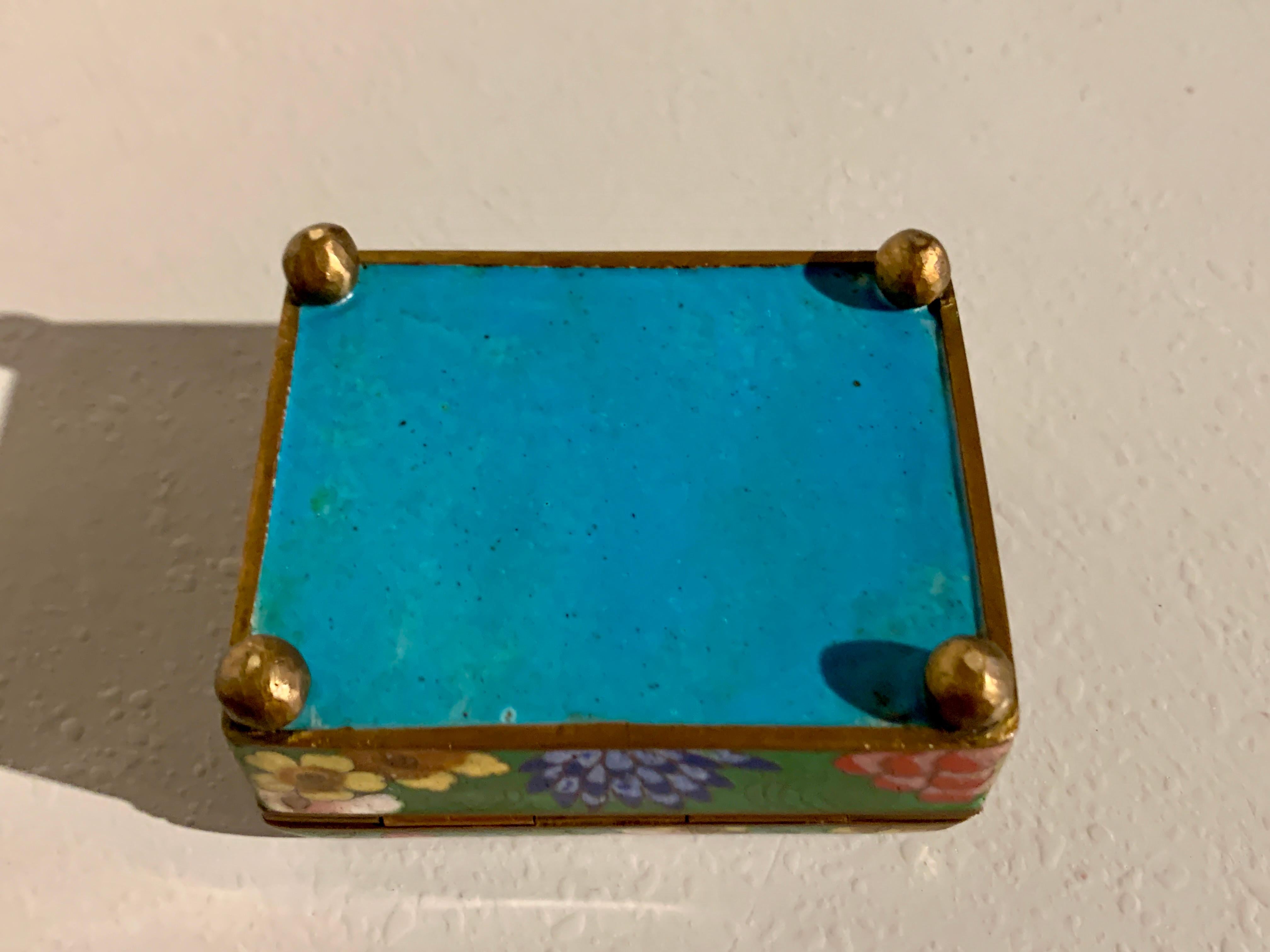 Mid-20th Century Small Chinese Floral Cloisonne Trinket Box, Republic Period, circa 1930s, China