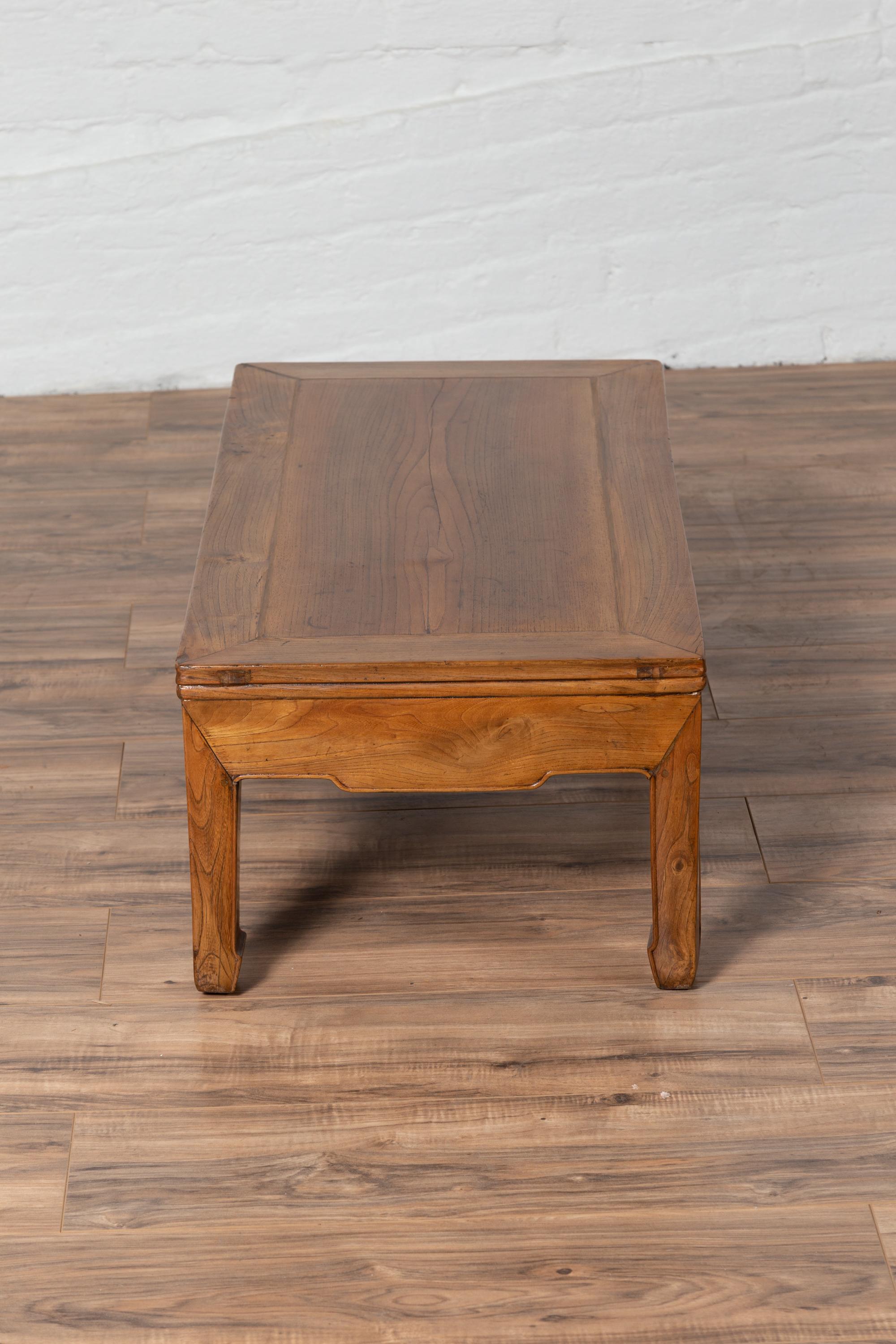 Small Chinese Vintage Natural Wood Coffee Table with Straight Horse