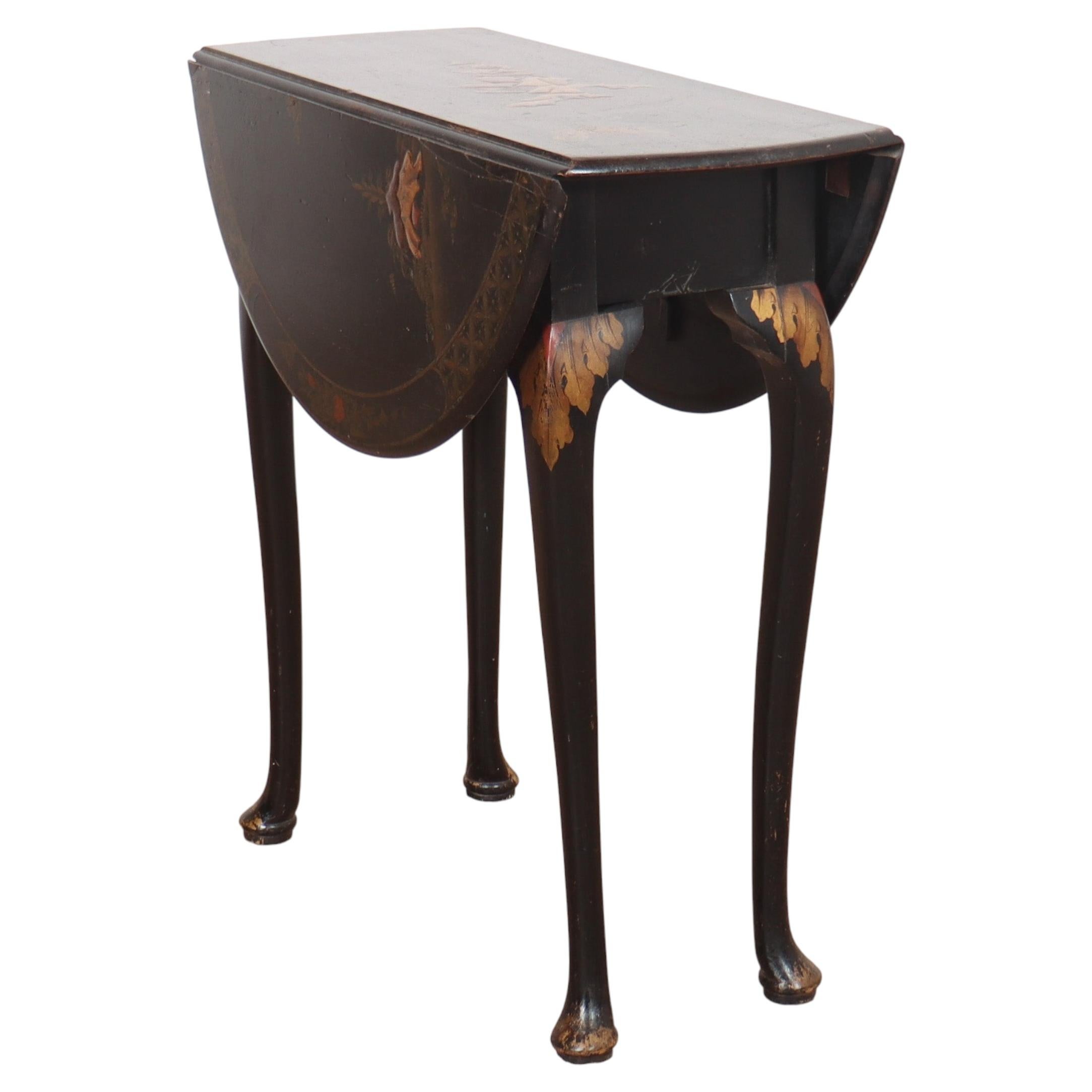 Small Chinoiserie Dropleaf Lamp Table