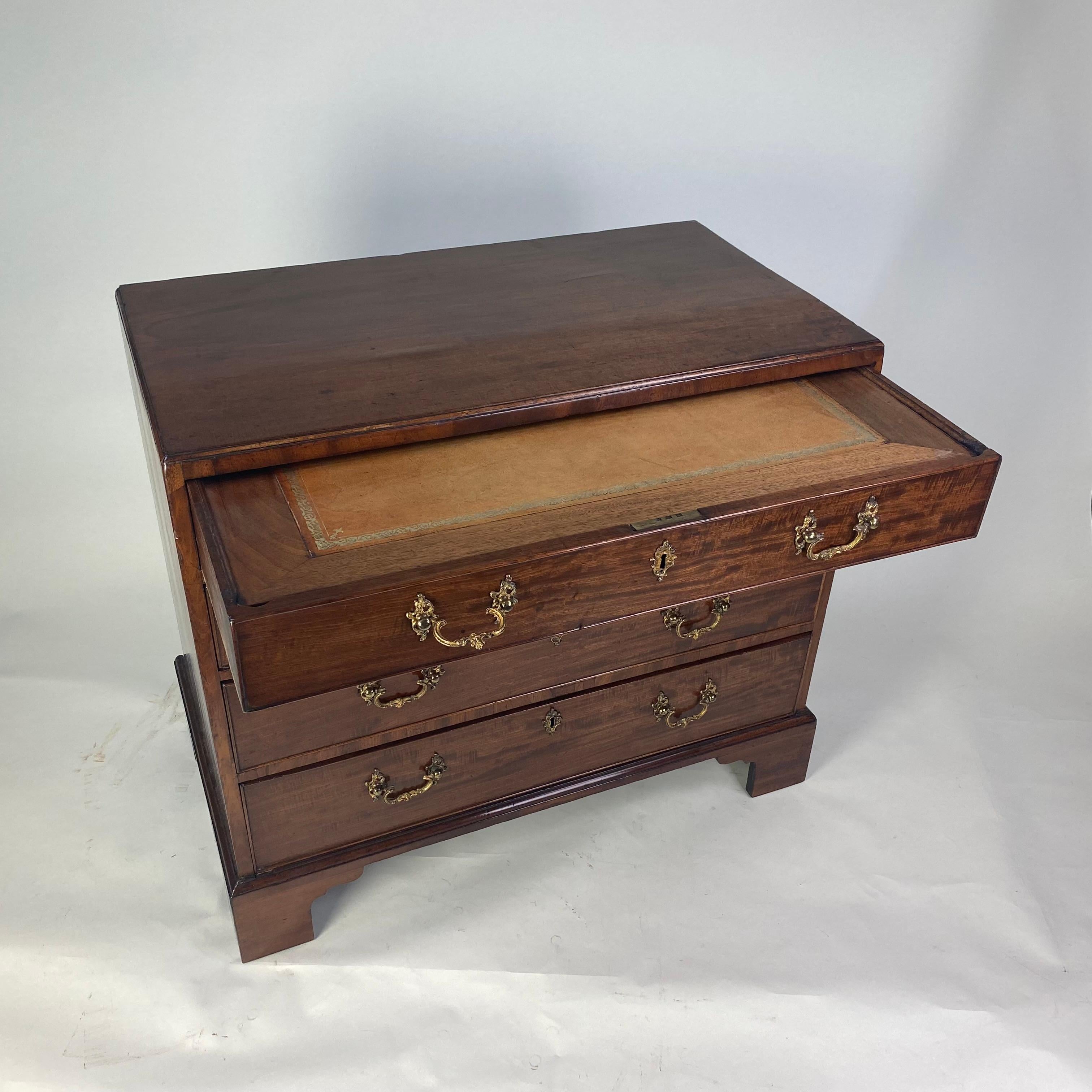 English Small Chippendale period mahogany Chest of Drawers For Sale