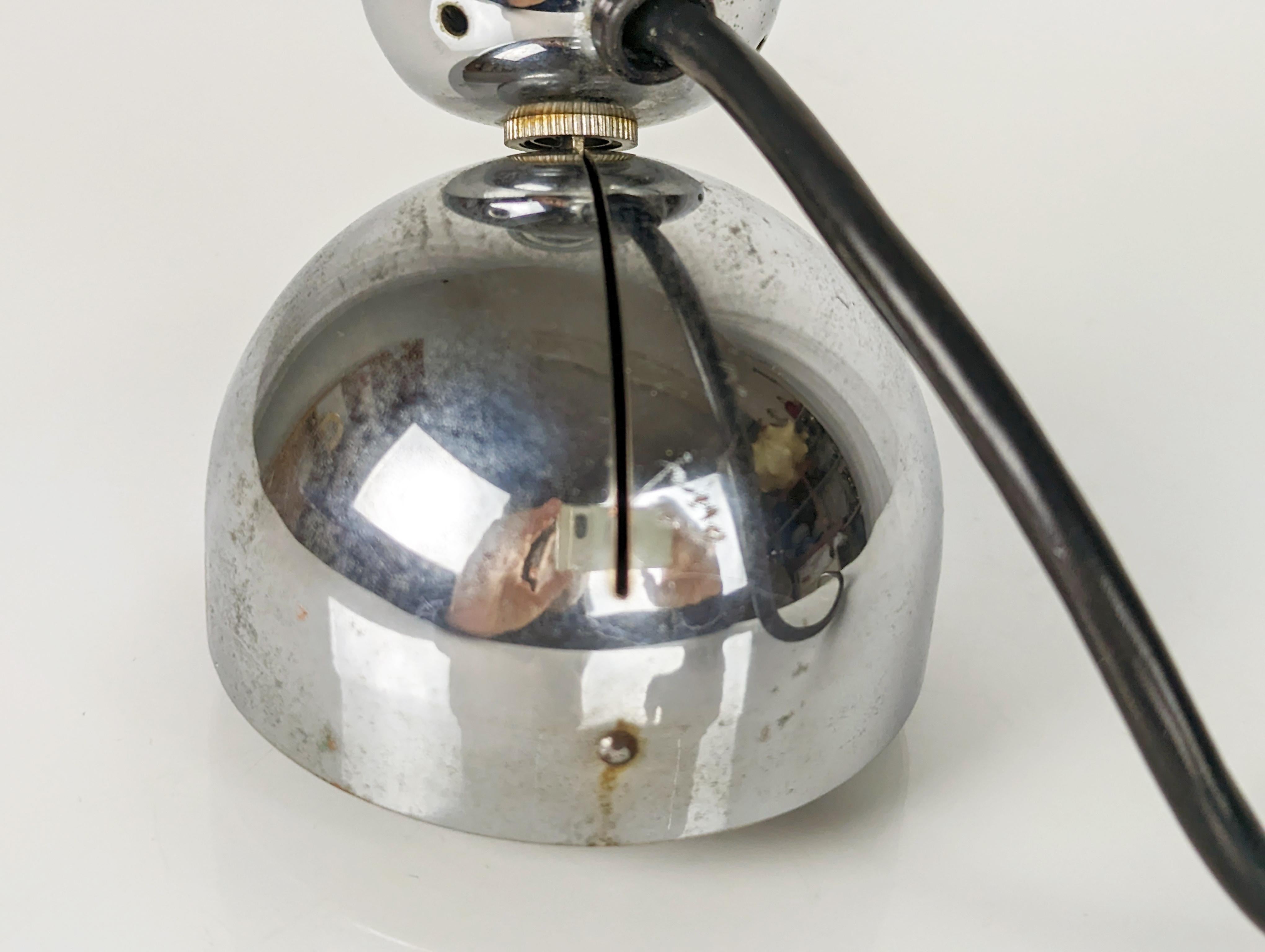 Metà XX secolo Piccola lampada da tavolo Pollux in metallo cromato di Ingo Maurer per M Design, anni '60 in vendita