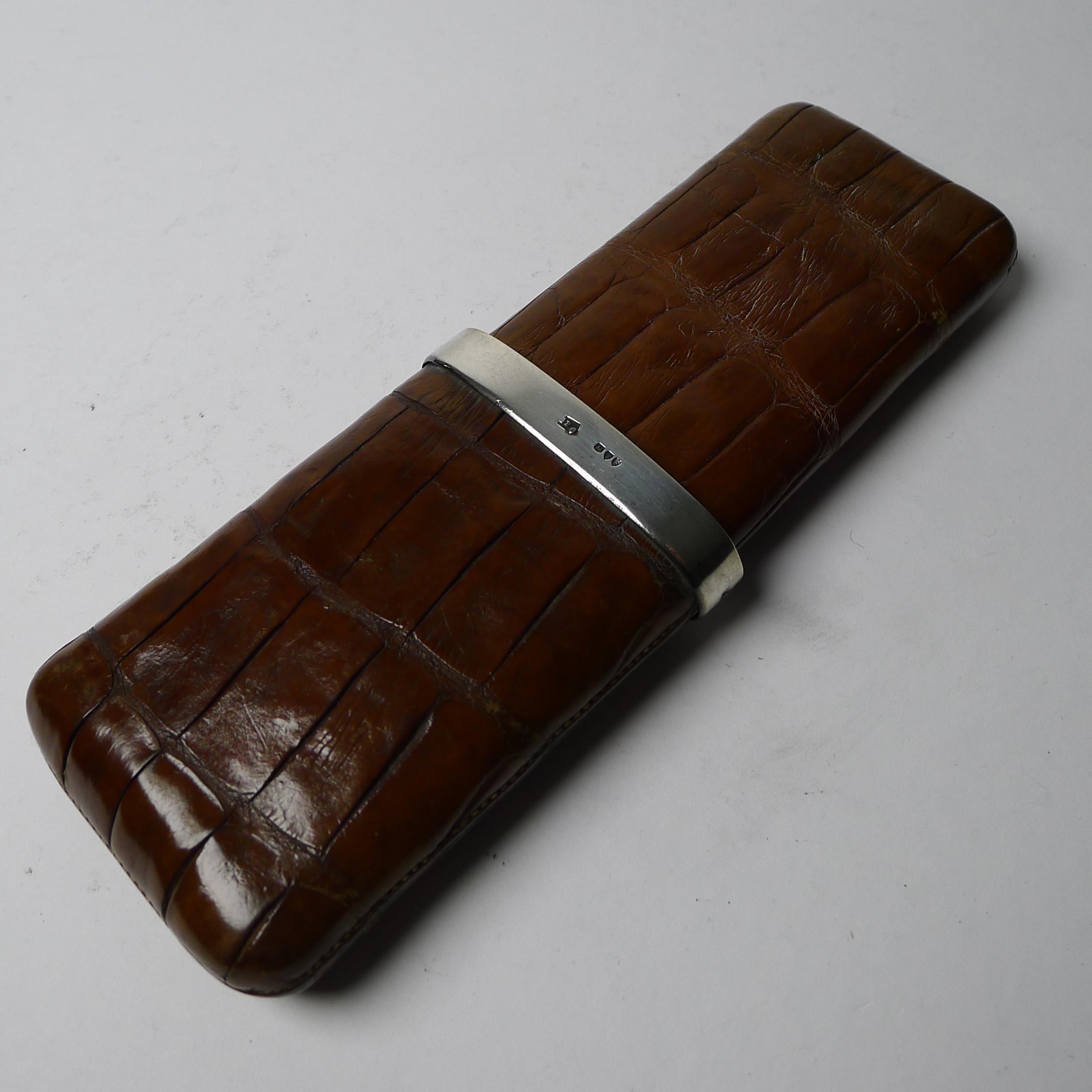 Small Cigar / Cheroot Case in Crocodile & Silver - 1881 For Sale 2