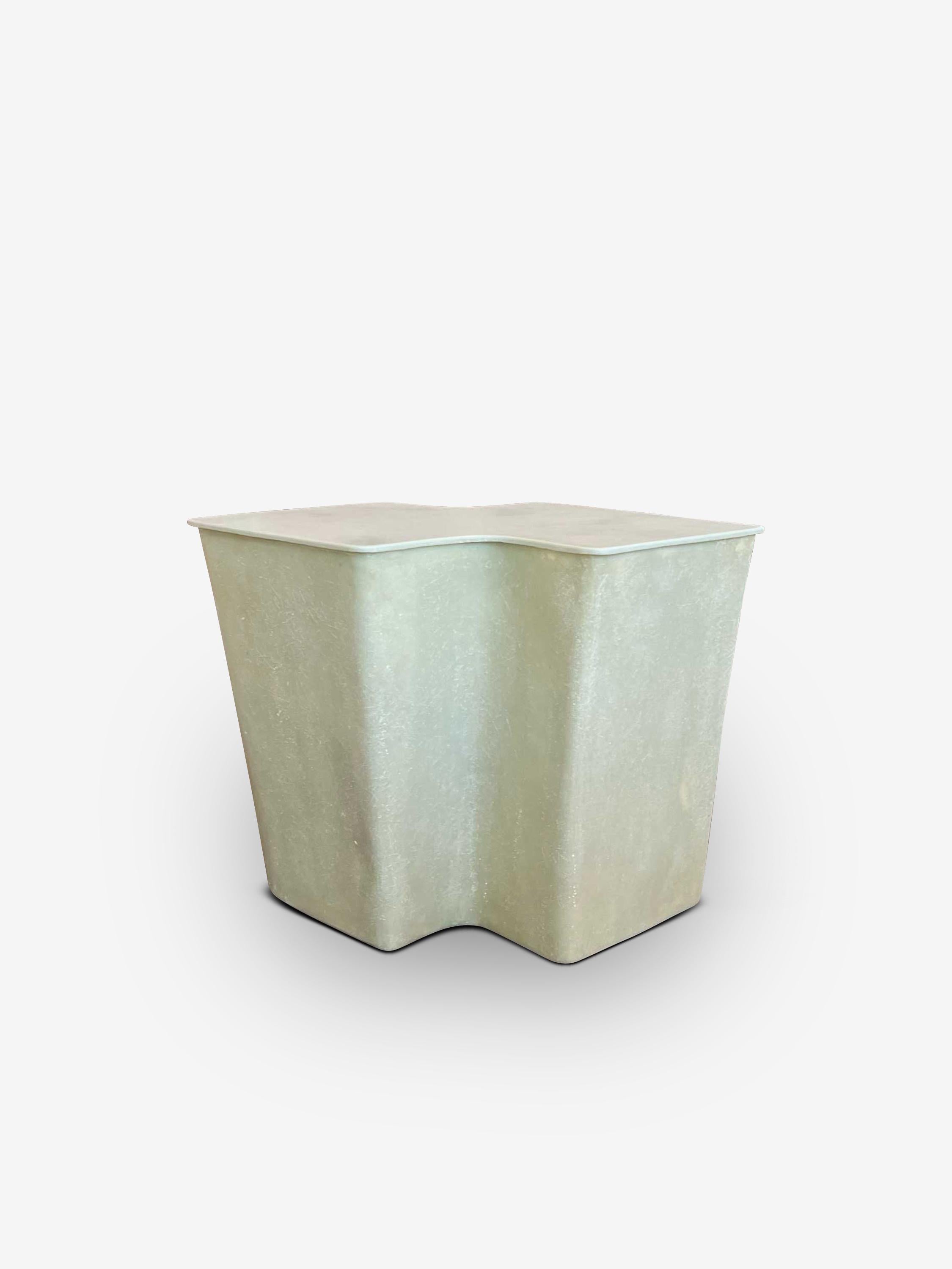 Contemporary Small Clam Side Table by VAVA Objects For Sale