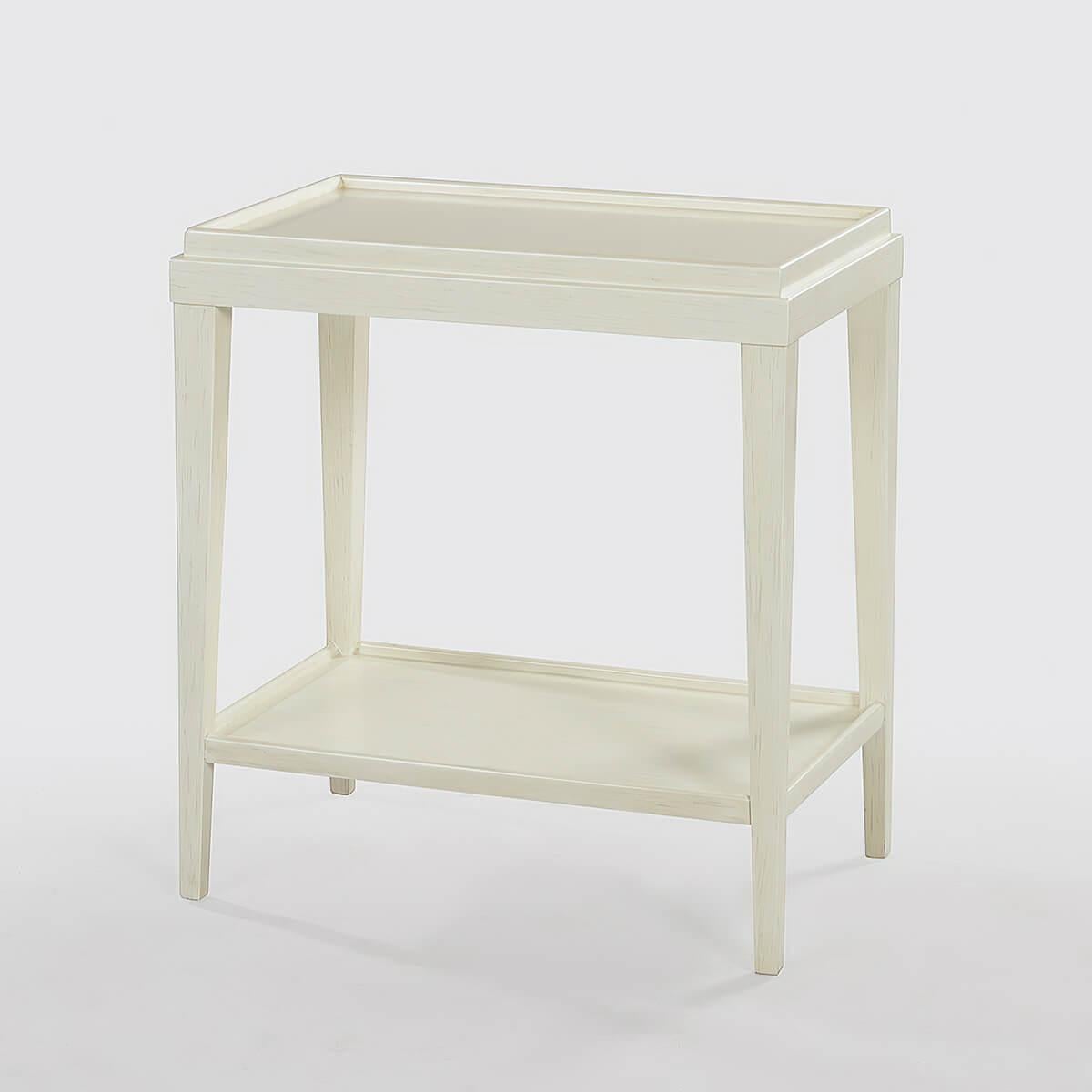 Vietnamien Petite table d'appoint classique à deux niveaux, blanc flottant en vente