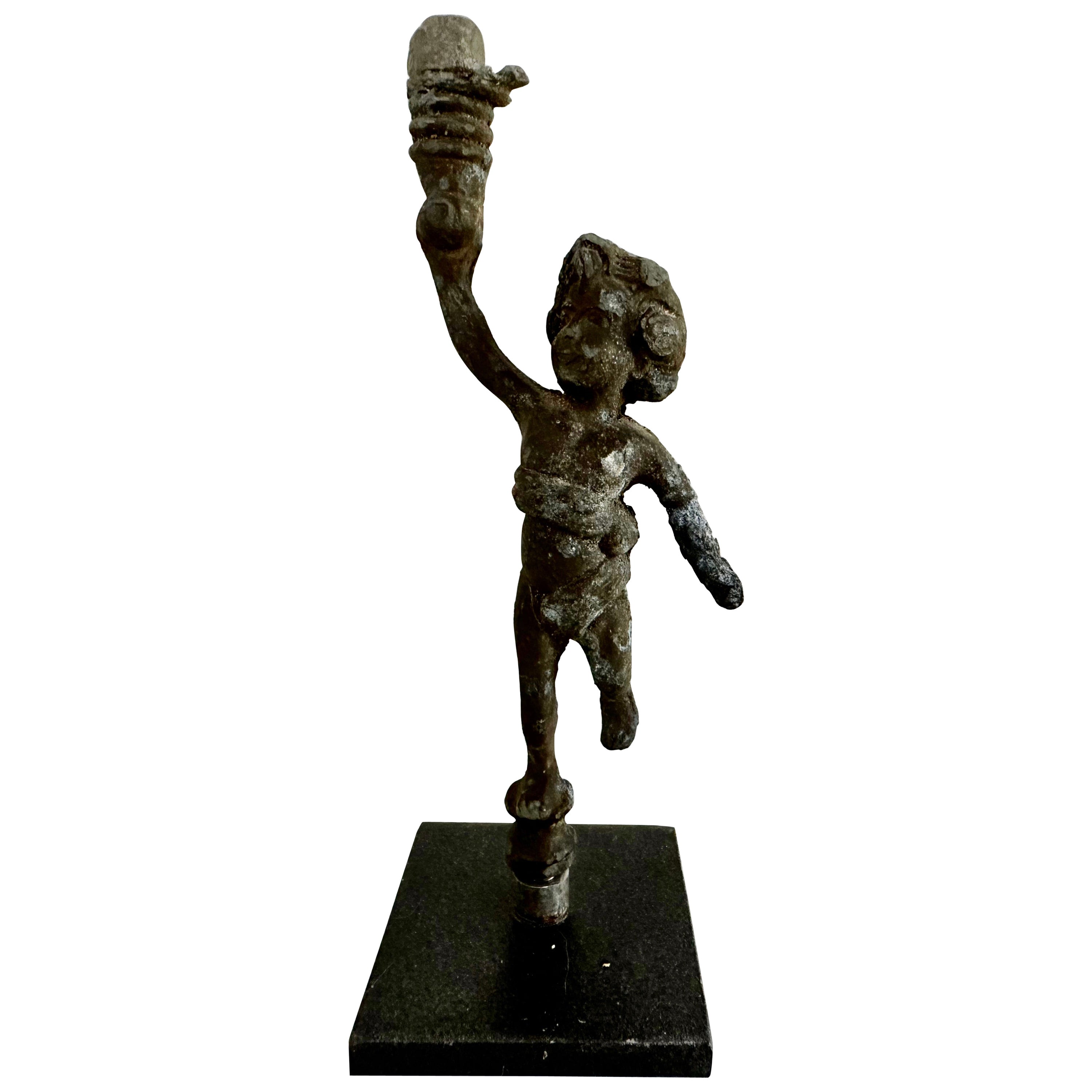 Klassische römische Putto-Statue aus Bronzeguss