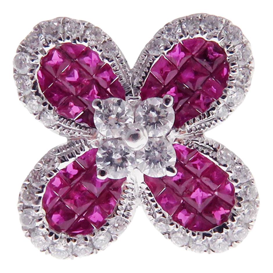 Modern Small Clover Invisible Ruby Earring Ring Set For Sale