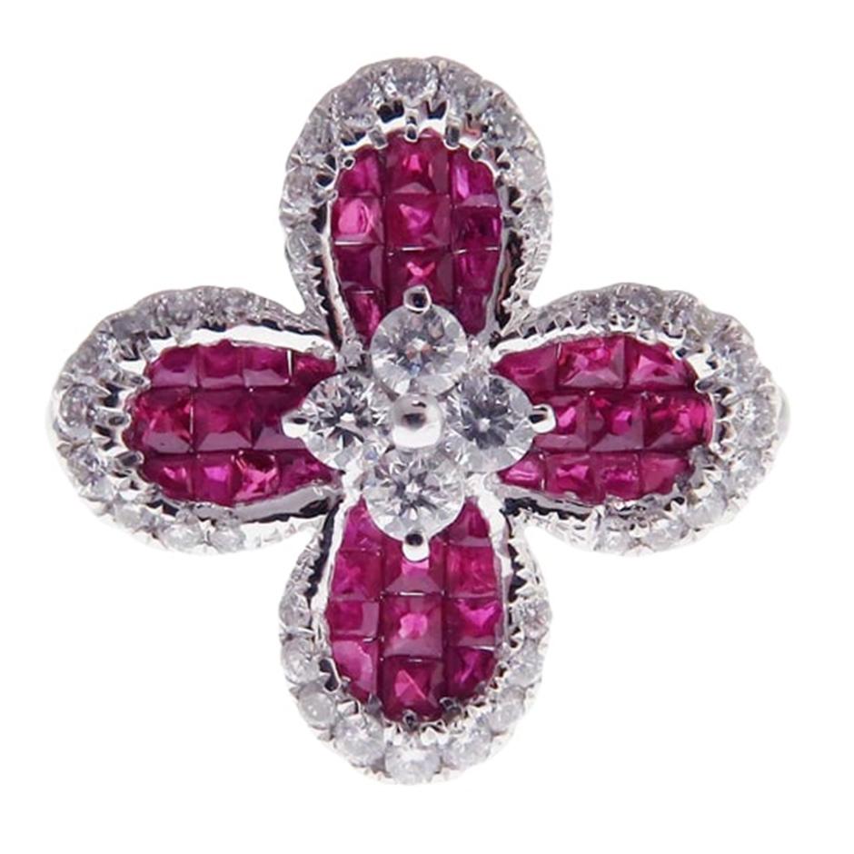 Small Clover Invisible Ruby Earring Ring Set In New Condition For Sale In Los Angeles, CA