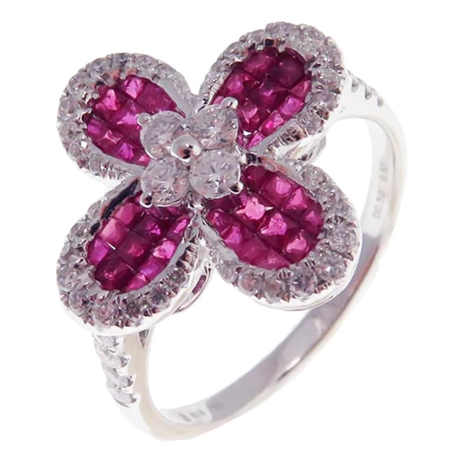 Women's Small Clover Invisible Ruby Earring Ring Set For Sale