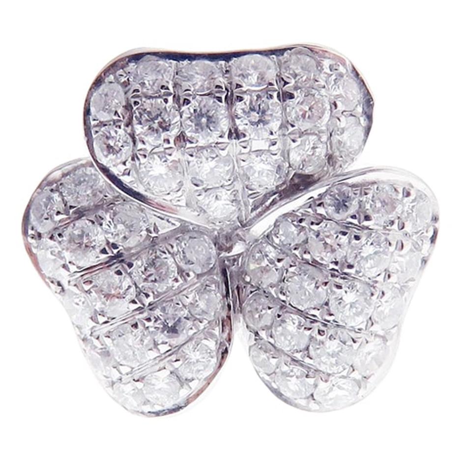 Small Clover Motif Pave Diamond Earring Ring Set For Sale 2