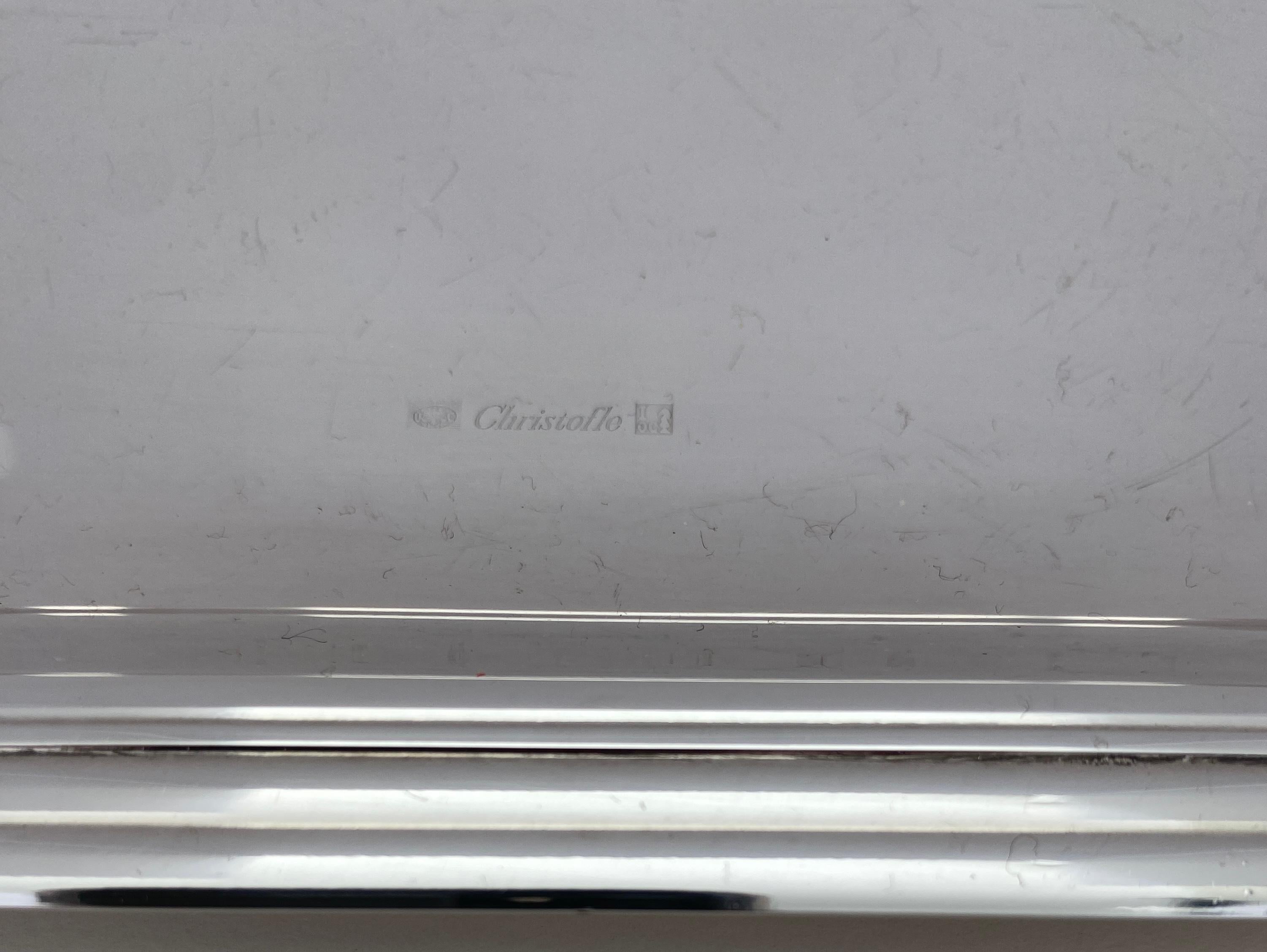 French Art Deco style silver-plated serving tray from Christofle. 
This small cocktail tray is hallmarked on the reverse. 
In very good condition, wear consistent with age, materials and use.

Measures: 10 3/8