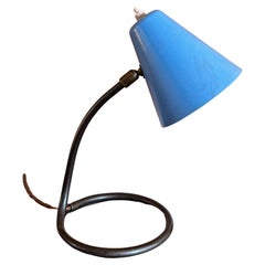 Small cocotte desk lamp with blue plastic shade