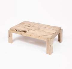 Petite table basse artisanale en bois de peuplier récupéré par Vicent Orts