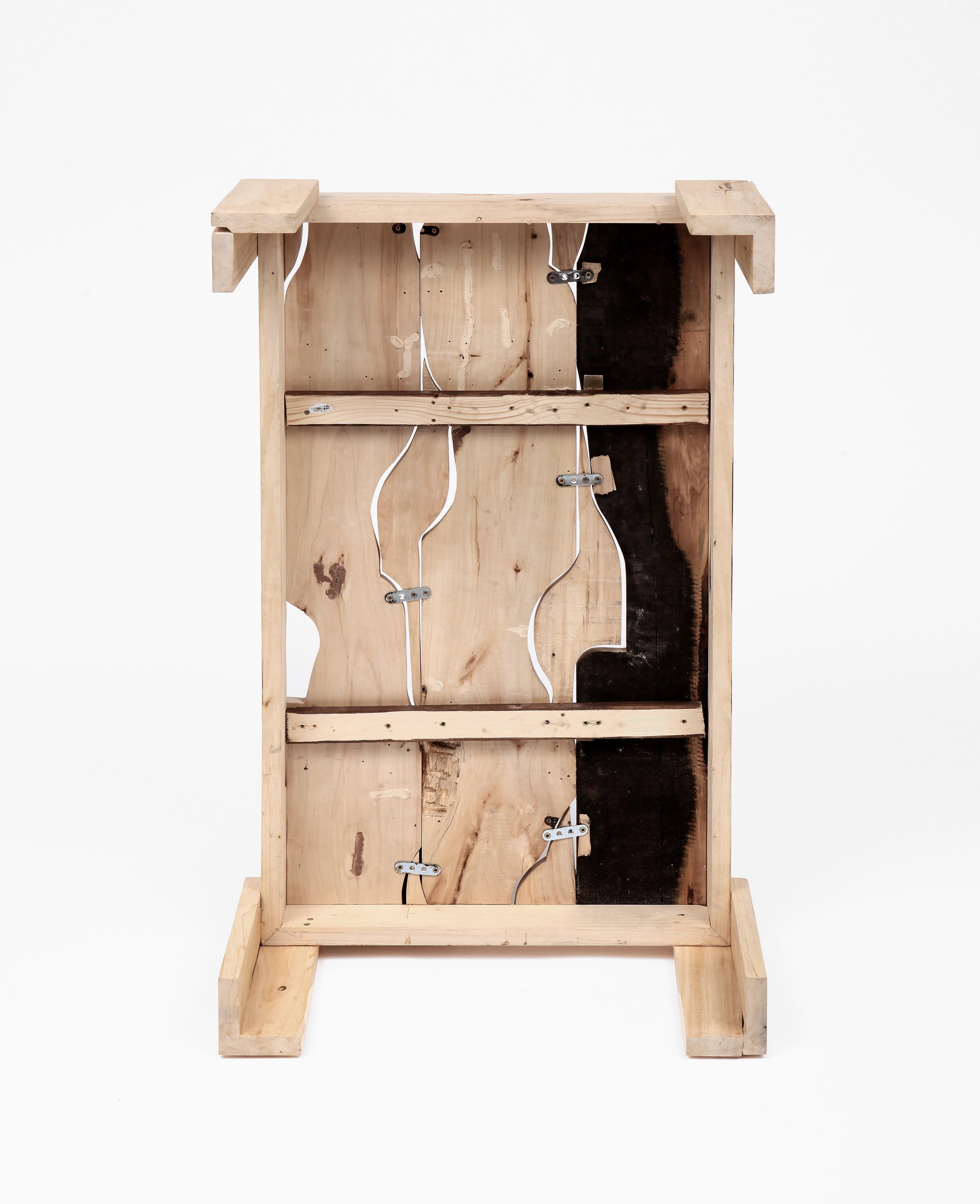 Table basse petite en bois Handcraft avec du bois de peuplier réutilisé par Vicent Orts Neuf - En vente à Barcelona, ES