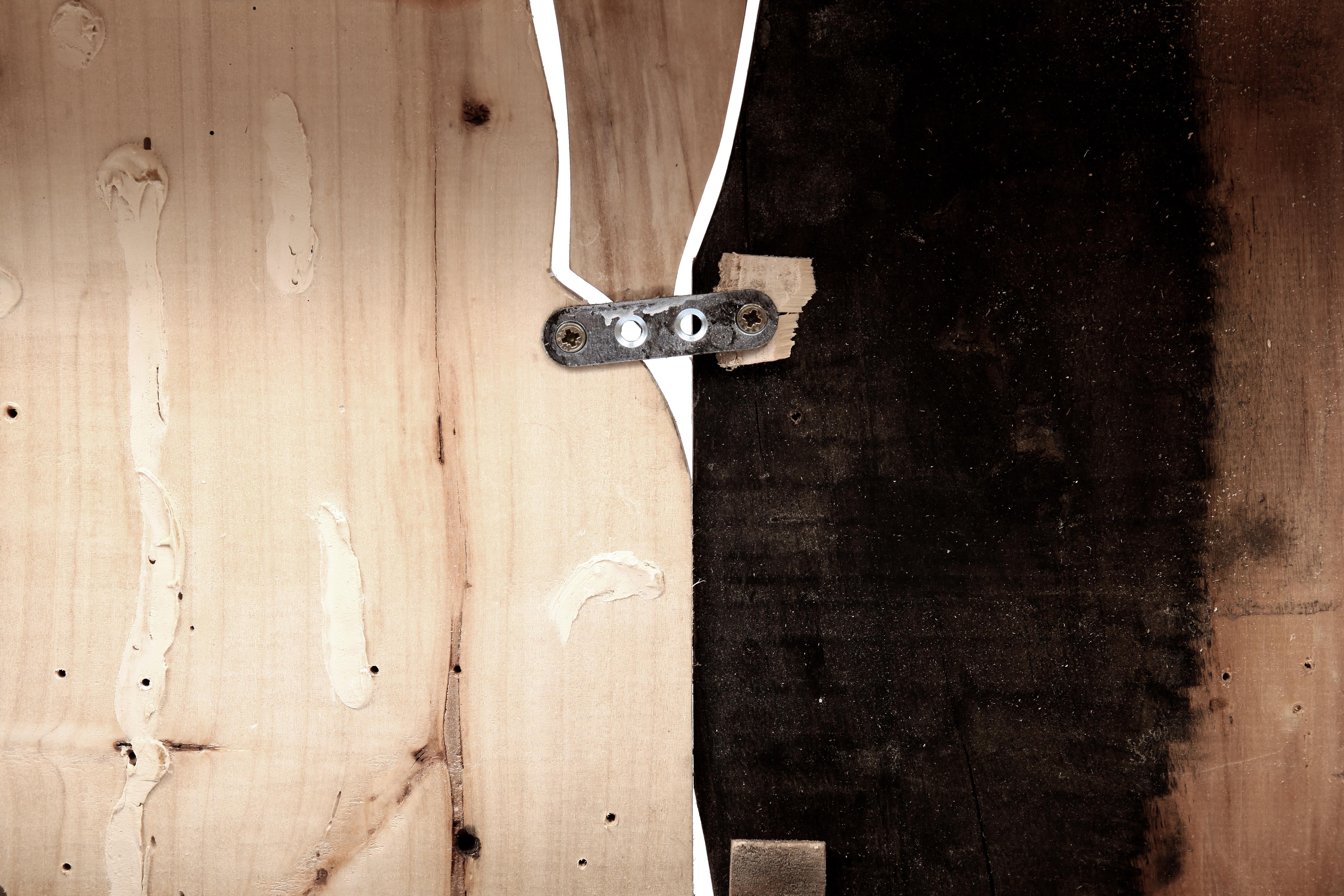 Bois Table basse petite en bois Handcraft avec du bois de peuplier réutilisé par Vicent Orts en vente