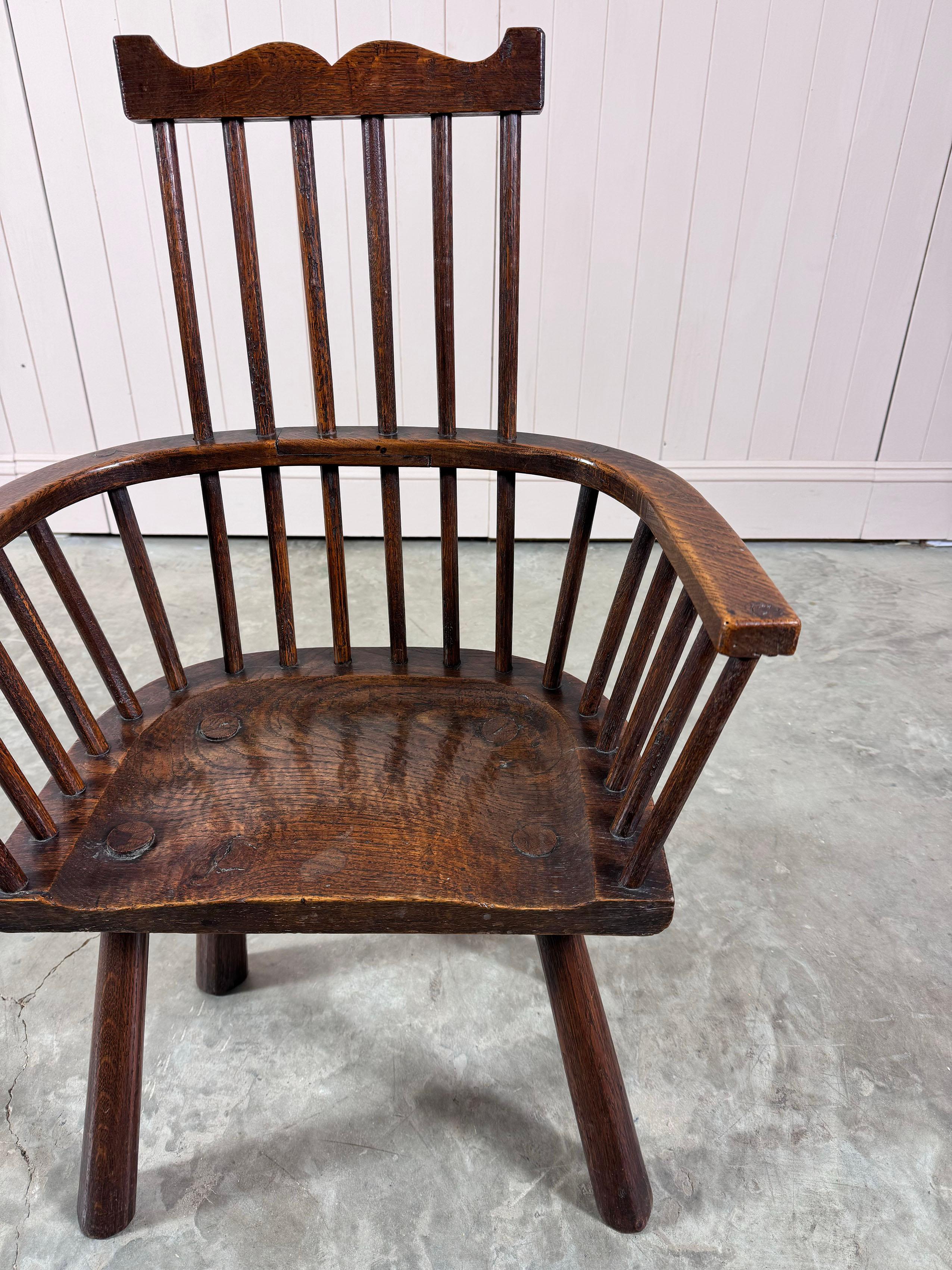 Sedia Windsor piccola con schienale a pettine In condizioni buone in vendita a Cirencester, GB