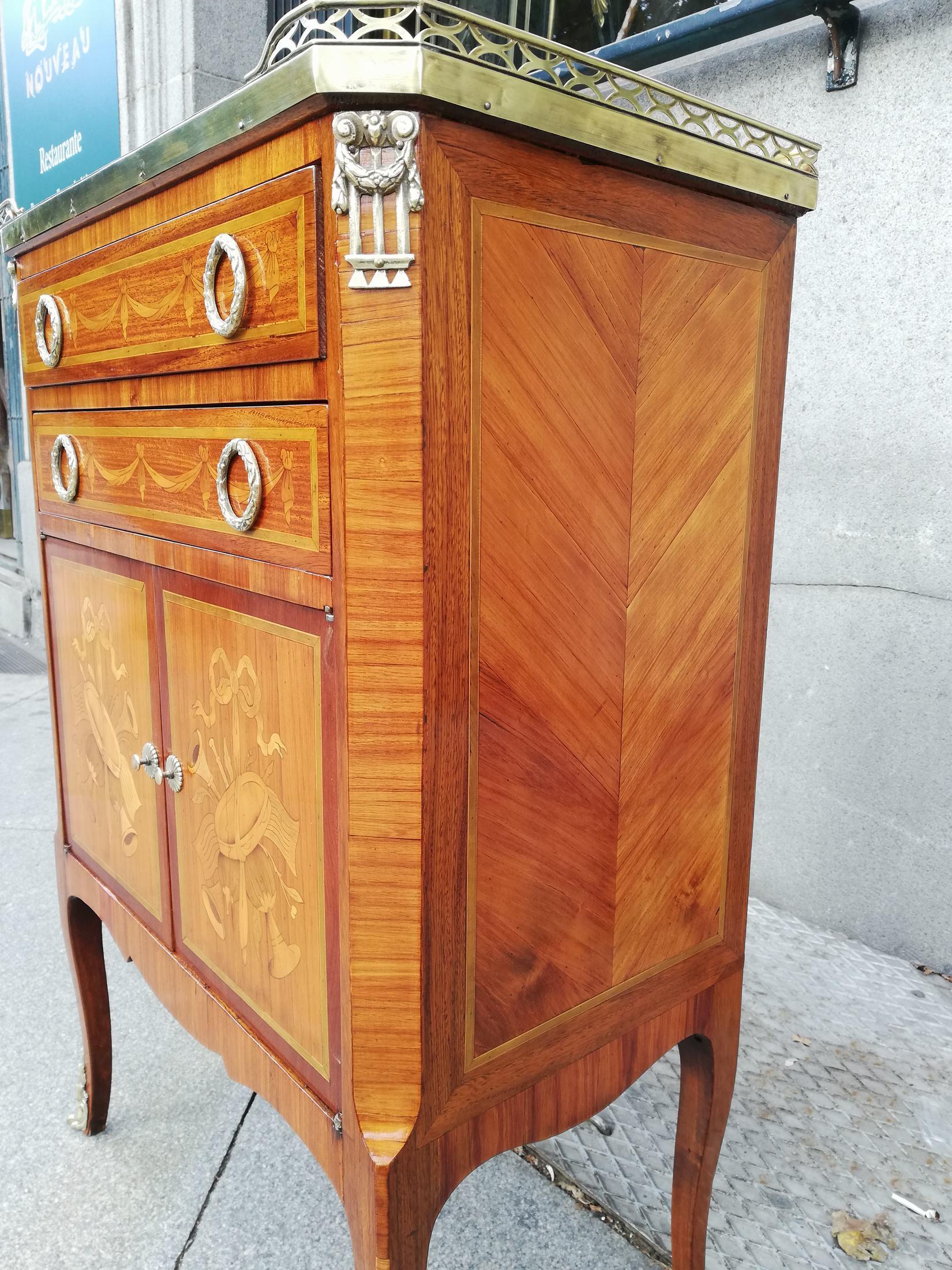 Small Commode Furniture End 19th Century In Good Condition In Madrid, ES