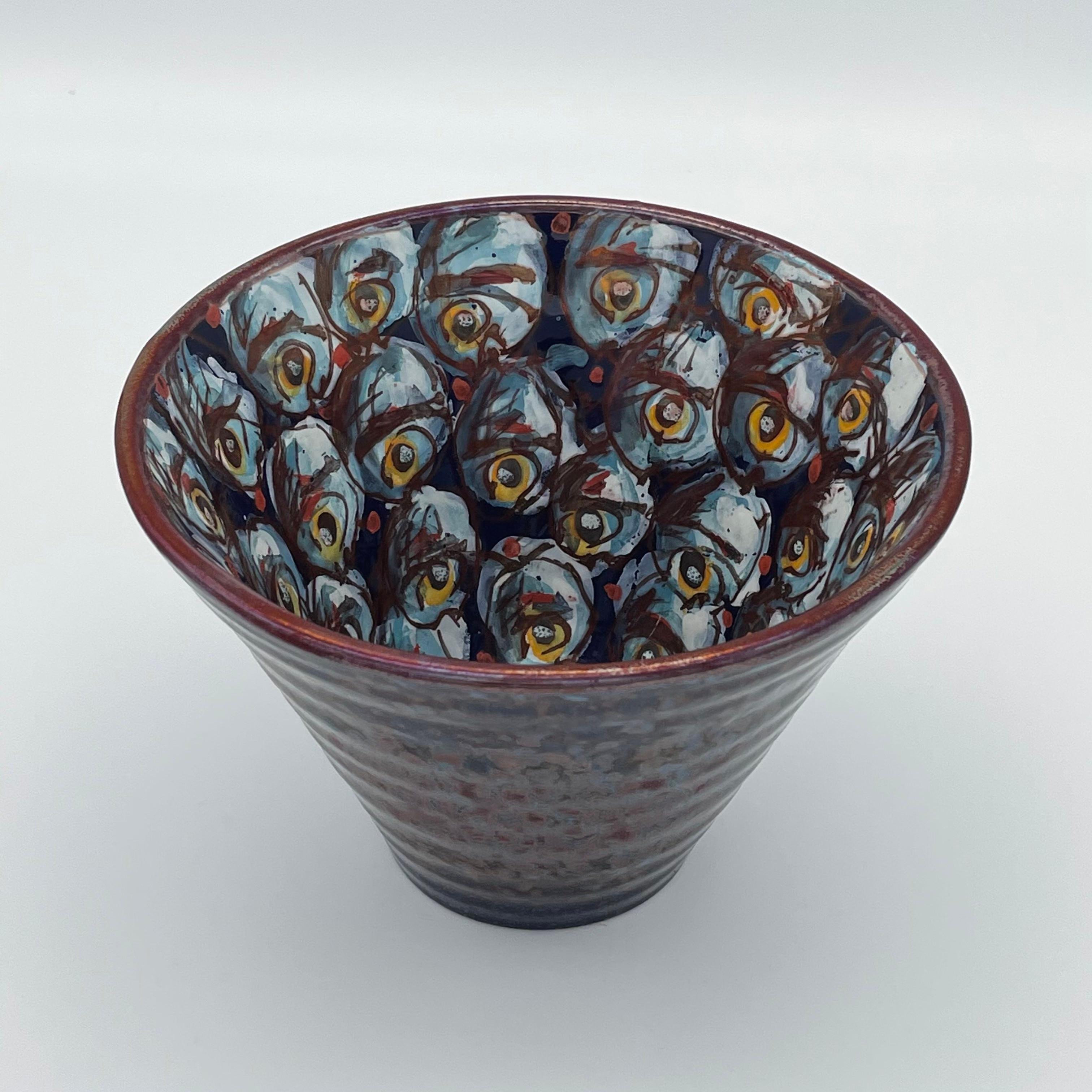 Small conical jar, 2021, full-fire reduction faience earthenware 15 cm diameter x 10 cm height, hand painted unique piece.


Bottega Vignoli is a brand of artistic ceramics based in Faenza, one of the most representative ceramic production