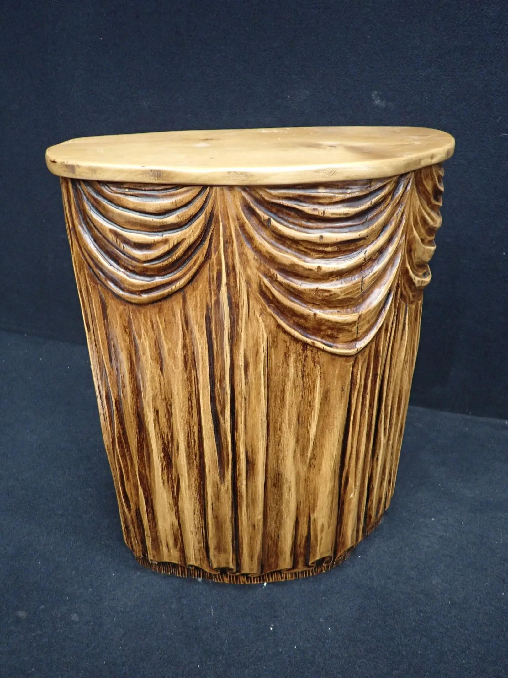 Beech small console, or side table in carved wood circa 1950/1960 For Sale