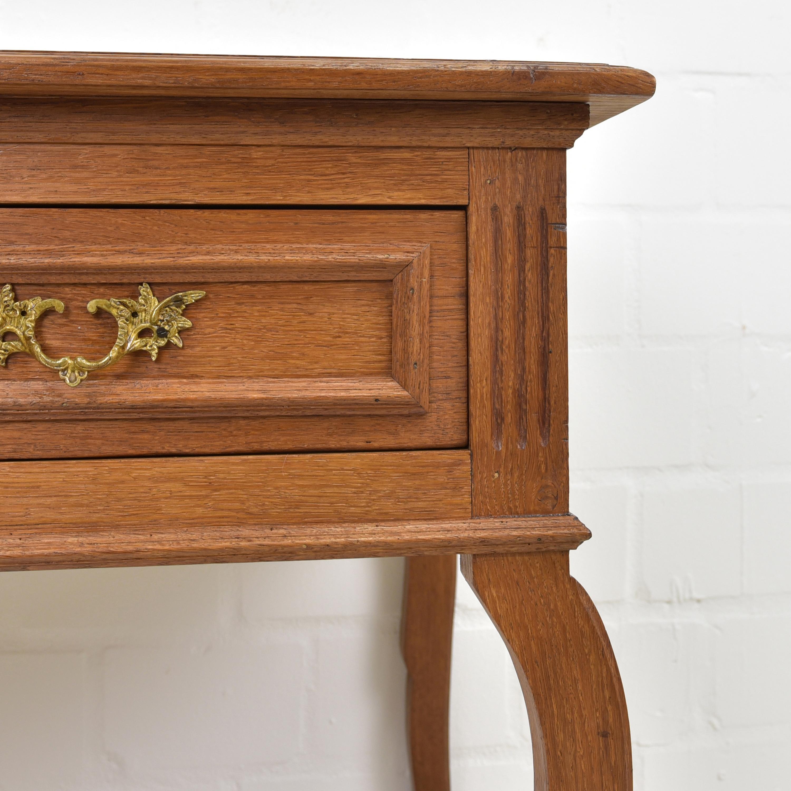 Small Console Table / Side Cabinet / Wall Table in Solid Oak, 1920 2