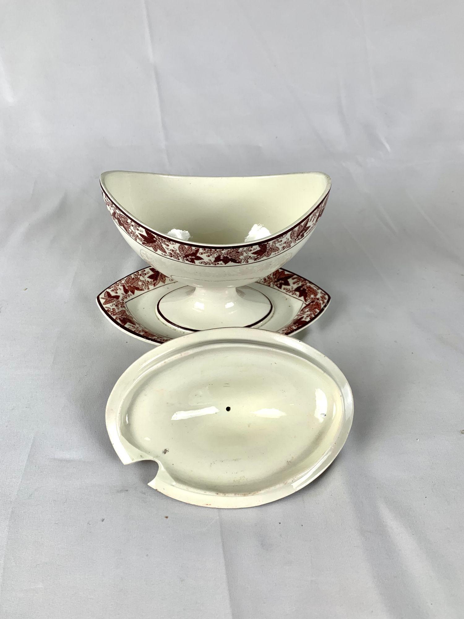 XIXe siècle Petite soupière en Creamware à décor de raisins Brown Angleterre Circa 1820 en vente