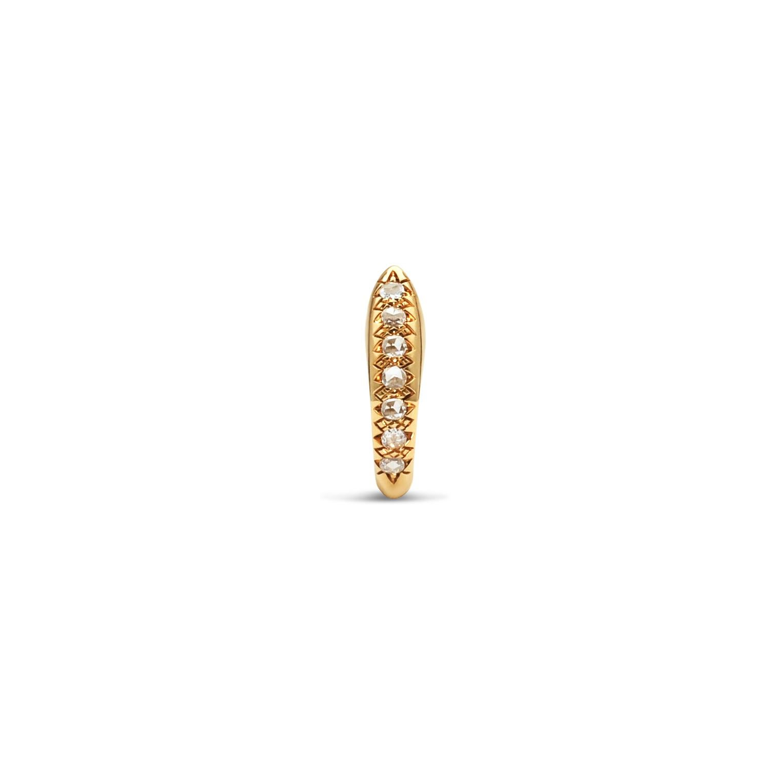 En vente :  Bague en or ornée d'un petit croissant de diamants taille rose 6
