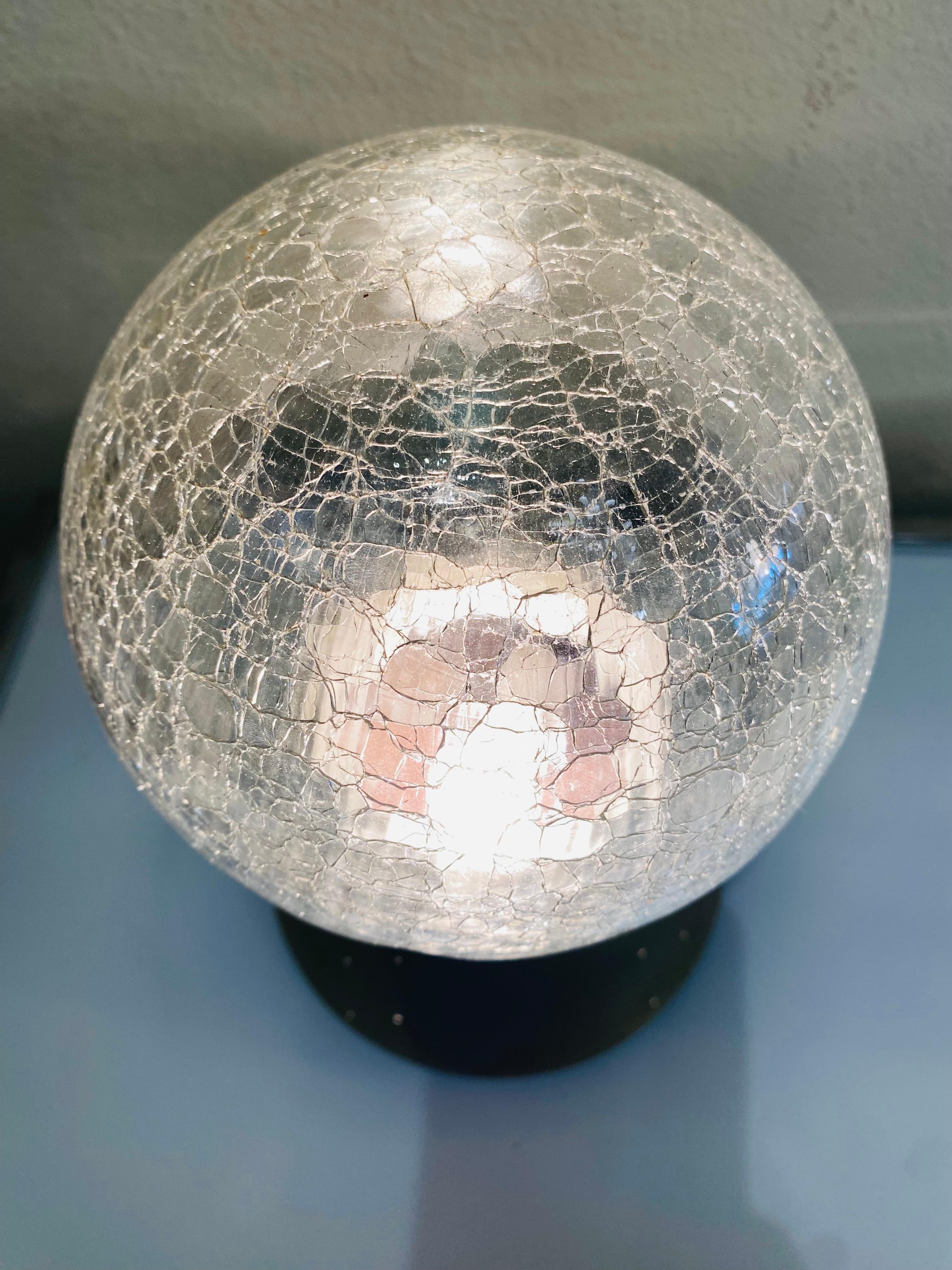 Mid-20th Century Small Crystal Ball Round Table Lamp For Sale