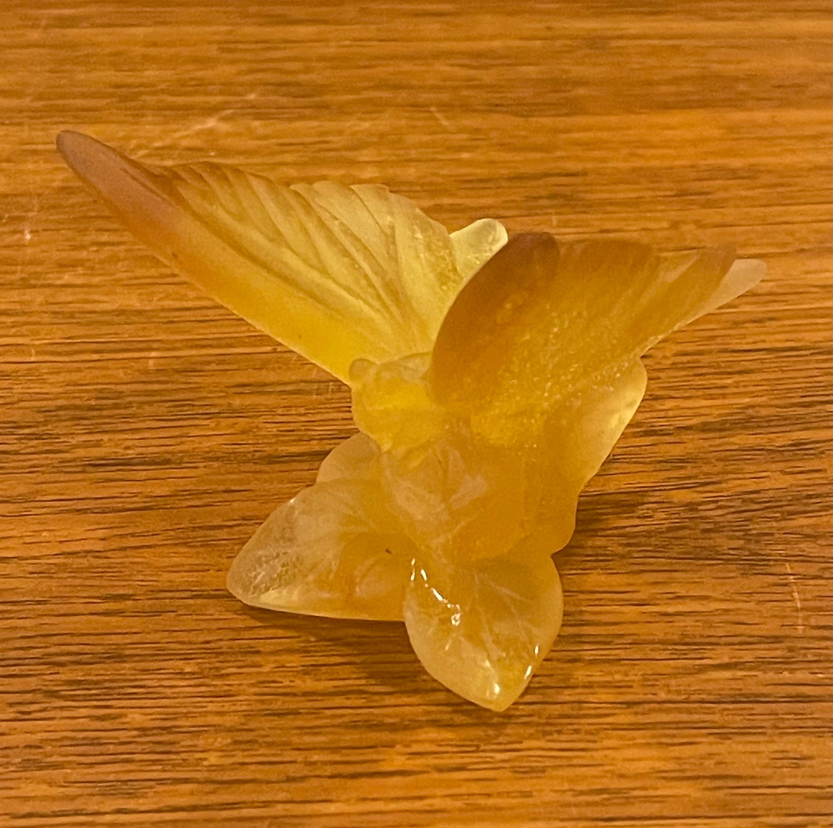 20th Century Small Crystal Butterfly Sculpture / Paperweight by Daum, France