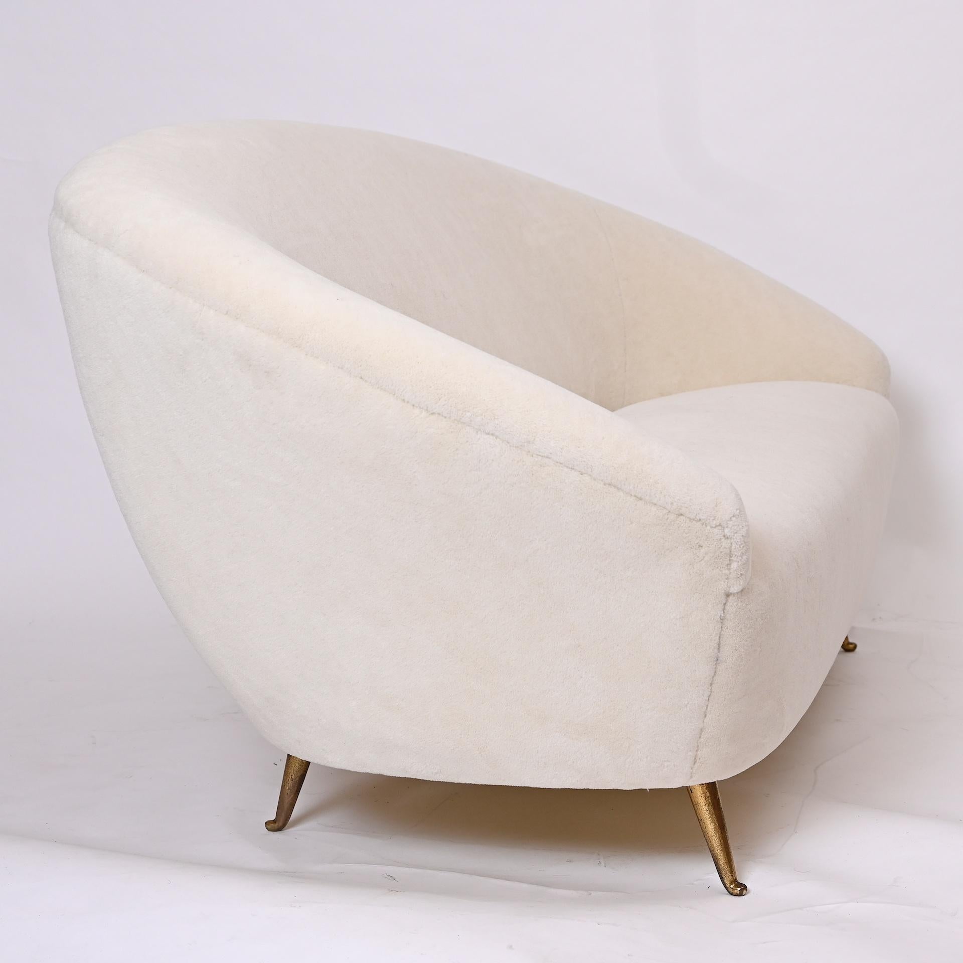 Italian Small Curved Sofa in Style of Ico Parisi, Italy, circa 1950