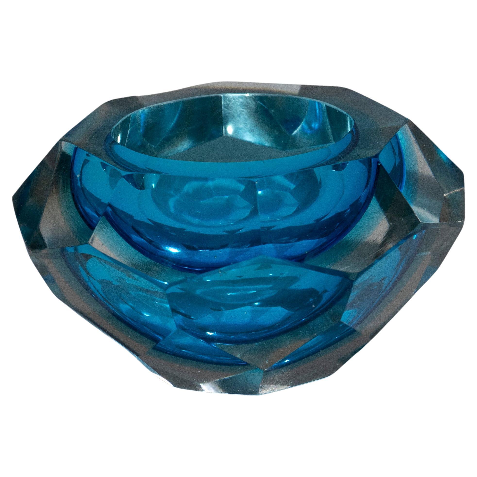 Cenicero pequeño de cristal de Murano tallado, años 50
