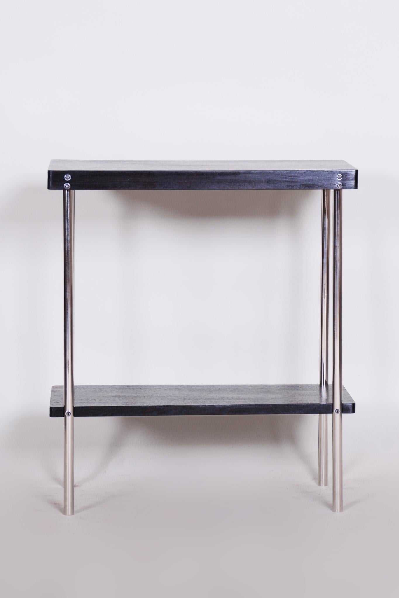 Small Czech Restored Black Chrome Bauhaus Table, R19, Robert Slezák, 1930s In Good Condition For Sale In Horomerice, CZ