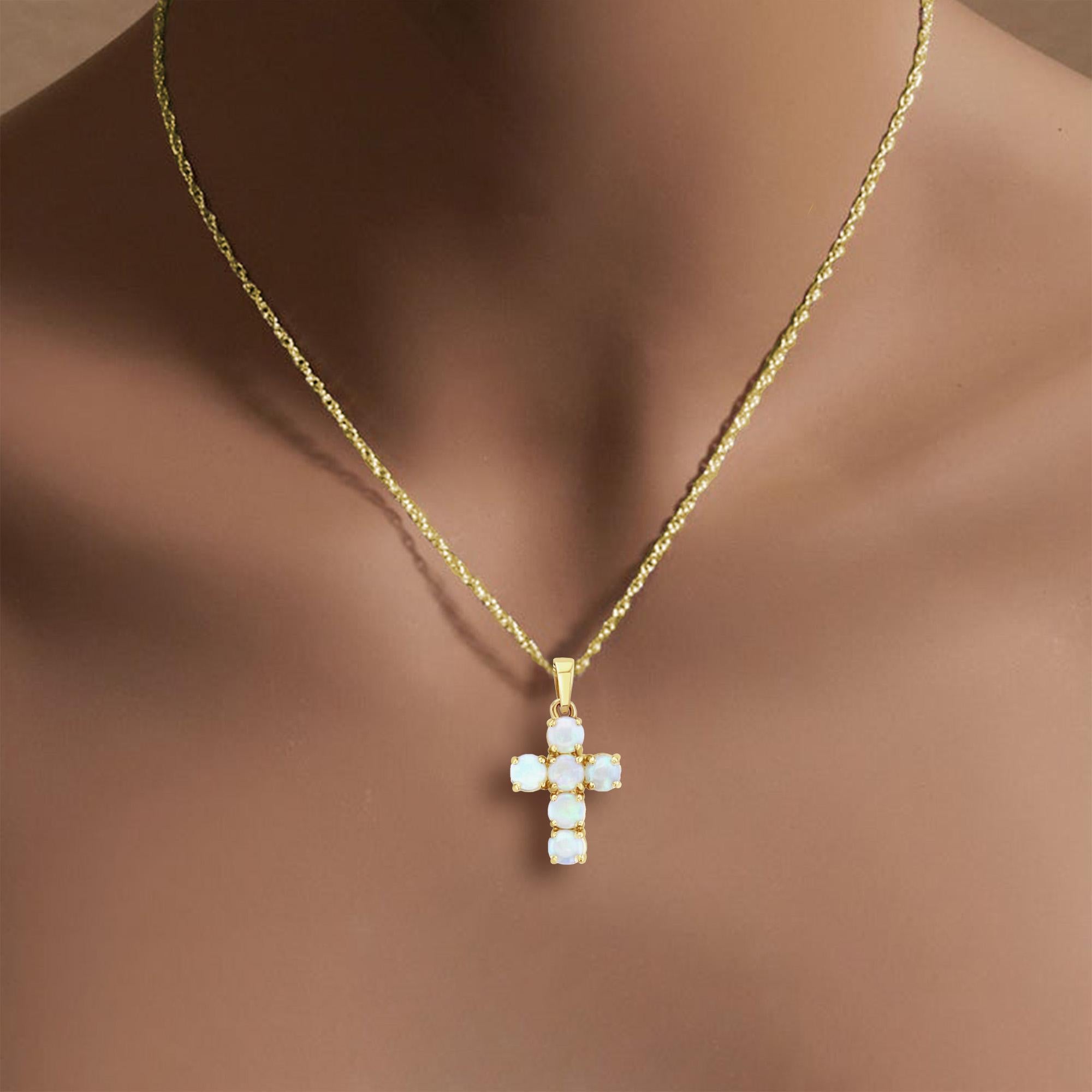 ♥ Riepilogo del prodotto ♥

Pietra principale: Opale
Circa. Peso in carati: .56cttw
Taglio della pietra: Rotondo
Materiale: oro giallo 14k
Dimensioni: 20 mm x 11 mm
Peso: 1 grammo
Catena: 16