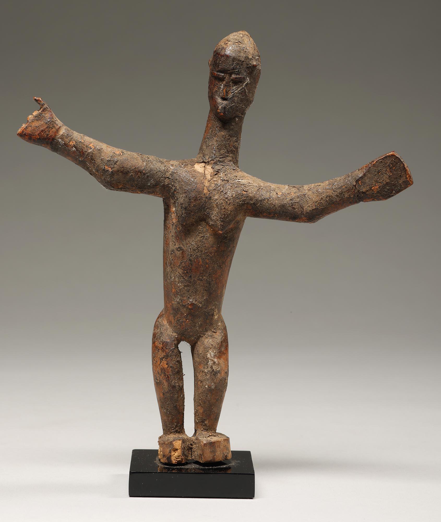 Tribal Small Dancing Lobi Figure With Arms Out, Cubist Face Ghana West Africa ex Willis For Sale