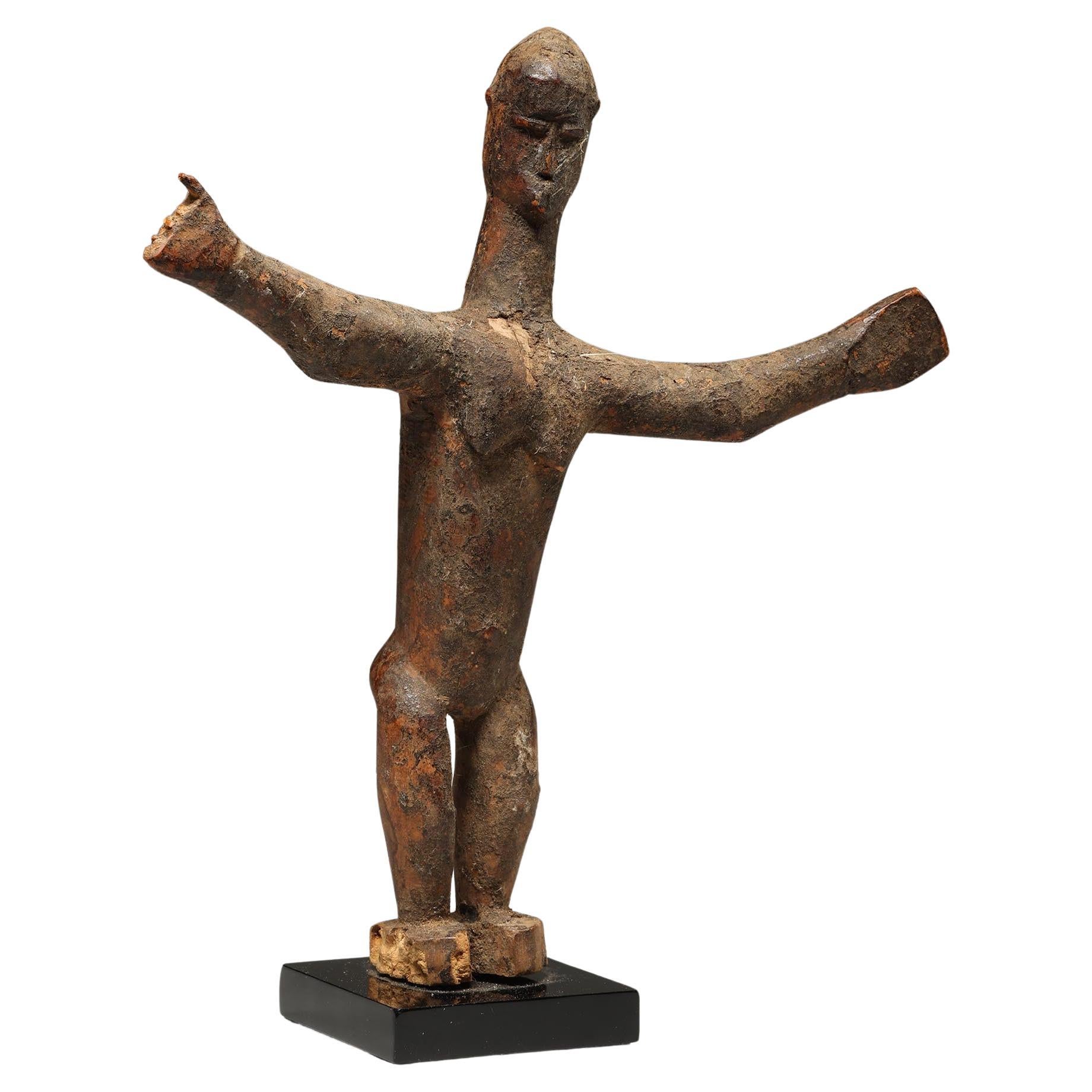 Small Dancing Lobi Figure With Arms Out, Cubist Face Ghana West Africa ex Willis For Sale