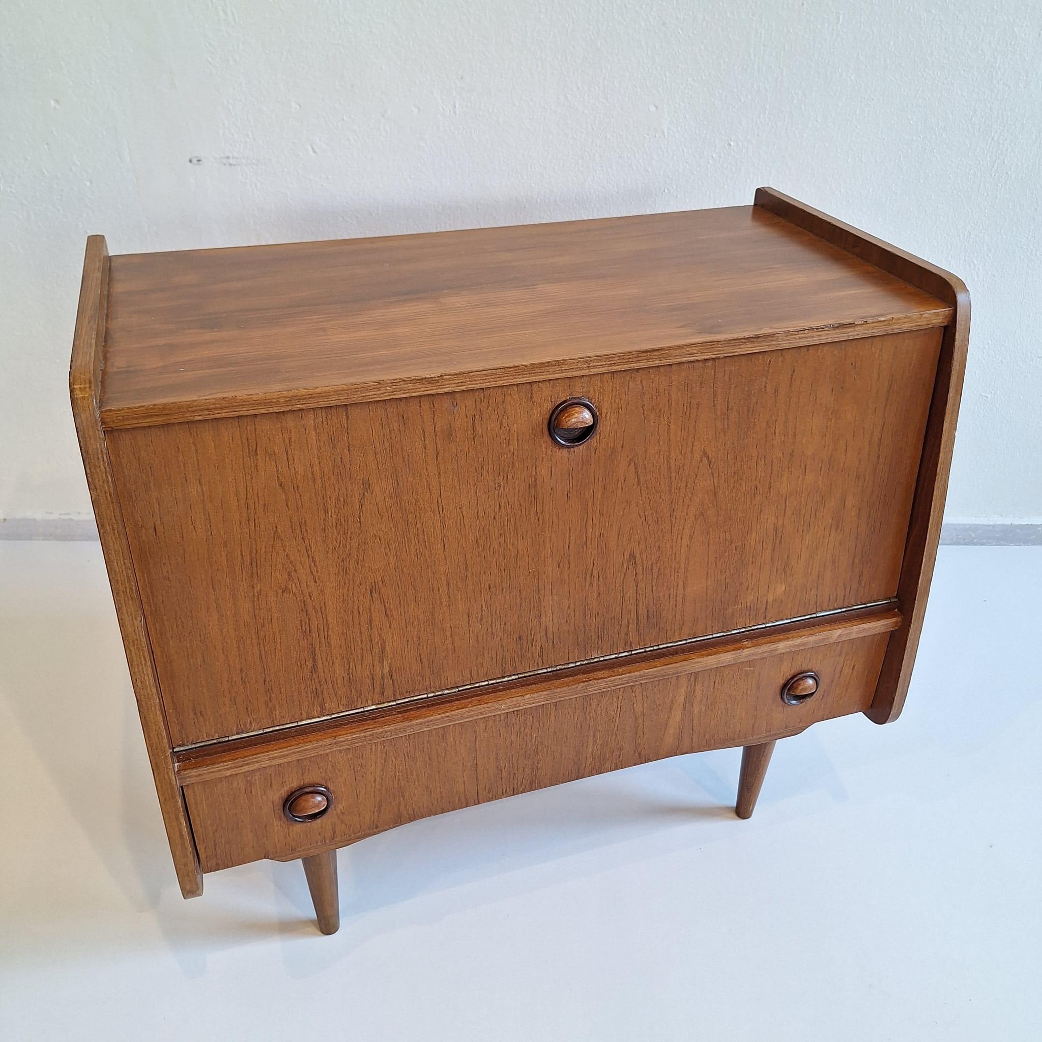 Mid-20th Century Small Danish bar cabinet in teak For Sale