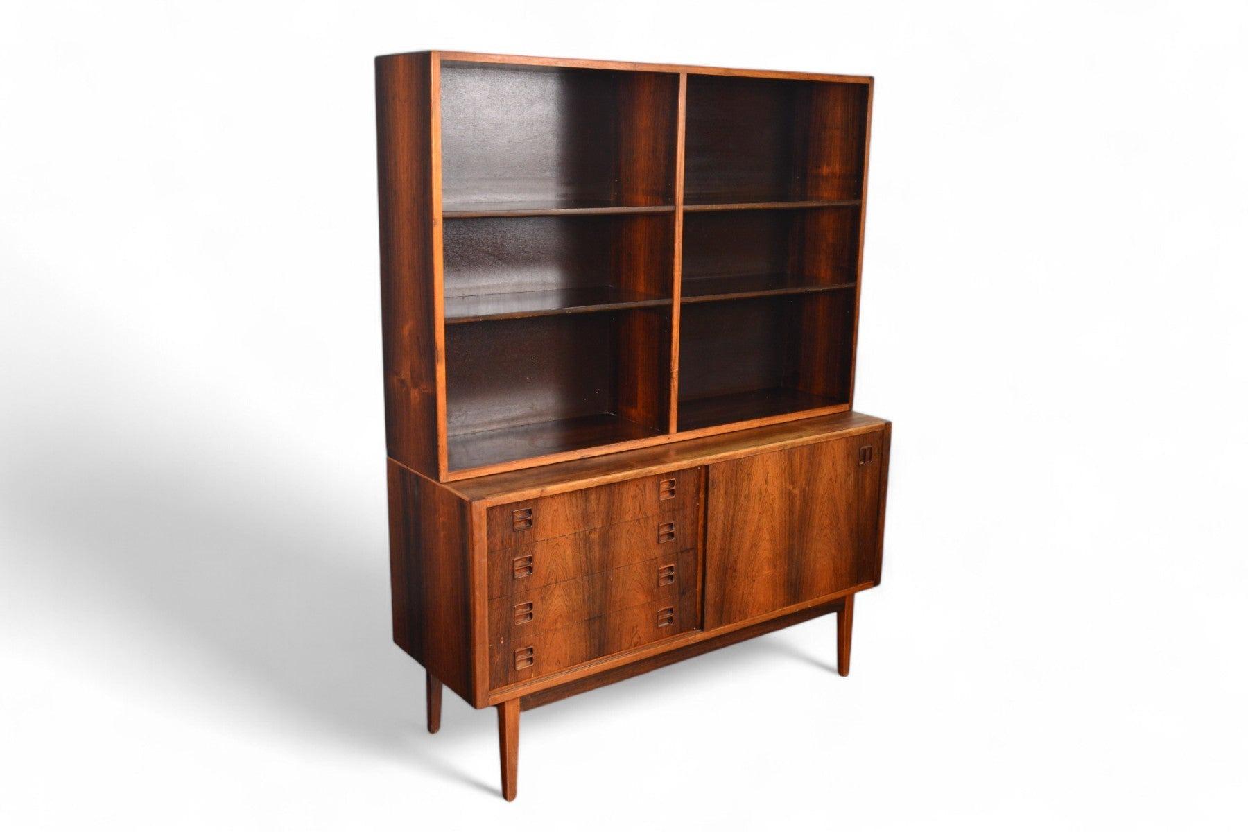 Origine: Danimarca
Progettista: Sconosciuto
Produttore: Sconosciuto
Epoca: anni '60
Materiali: Palissandro
Misure: 51