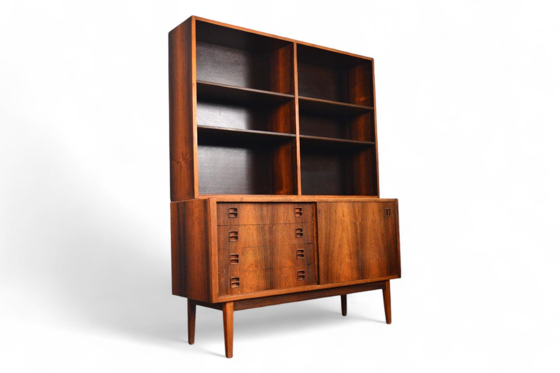 Mid-Century moderno Piccola credenza moderna danese in legno di palissandro con libreria Hutch in vendita